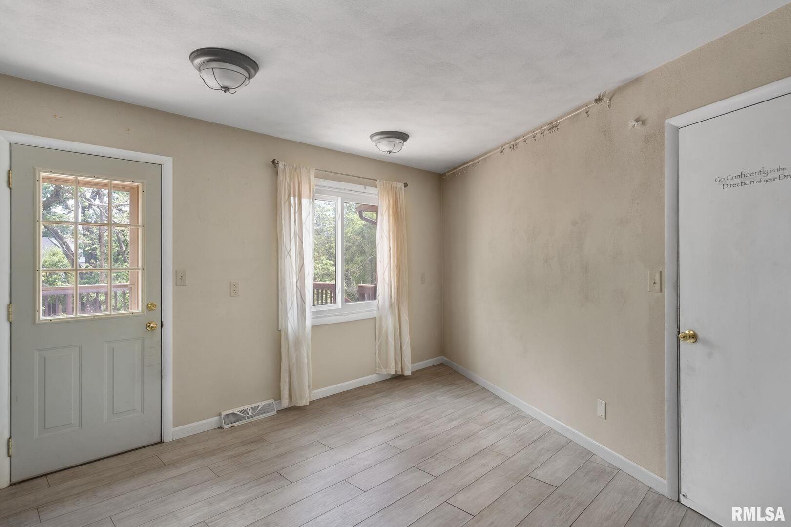 2906 27TH Avenue Unit: A