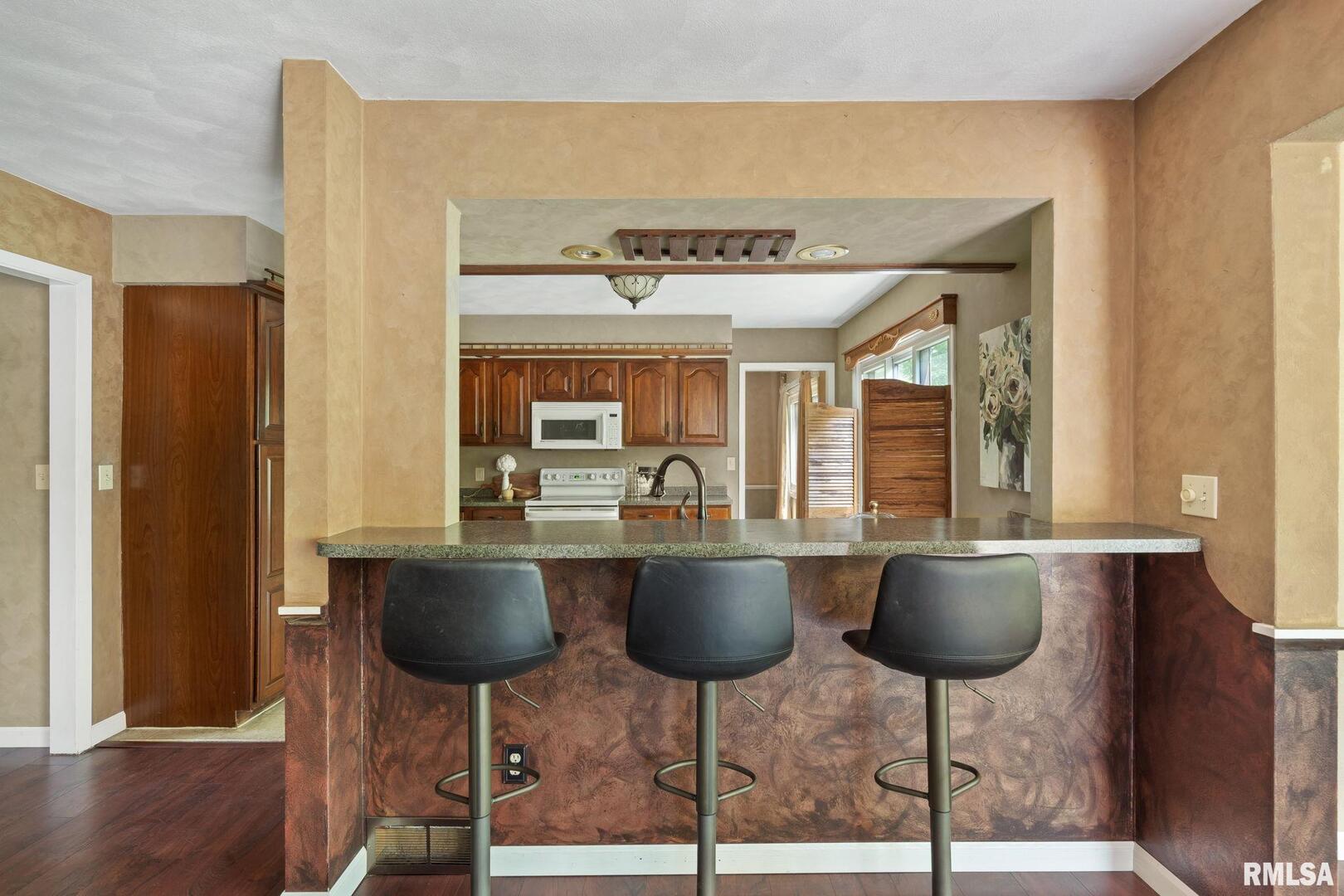 2906 27TH Avenue Unit: A