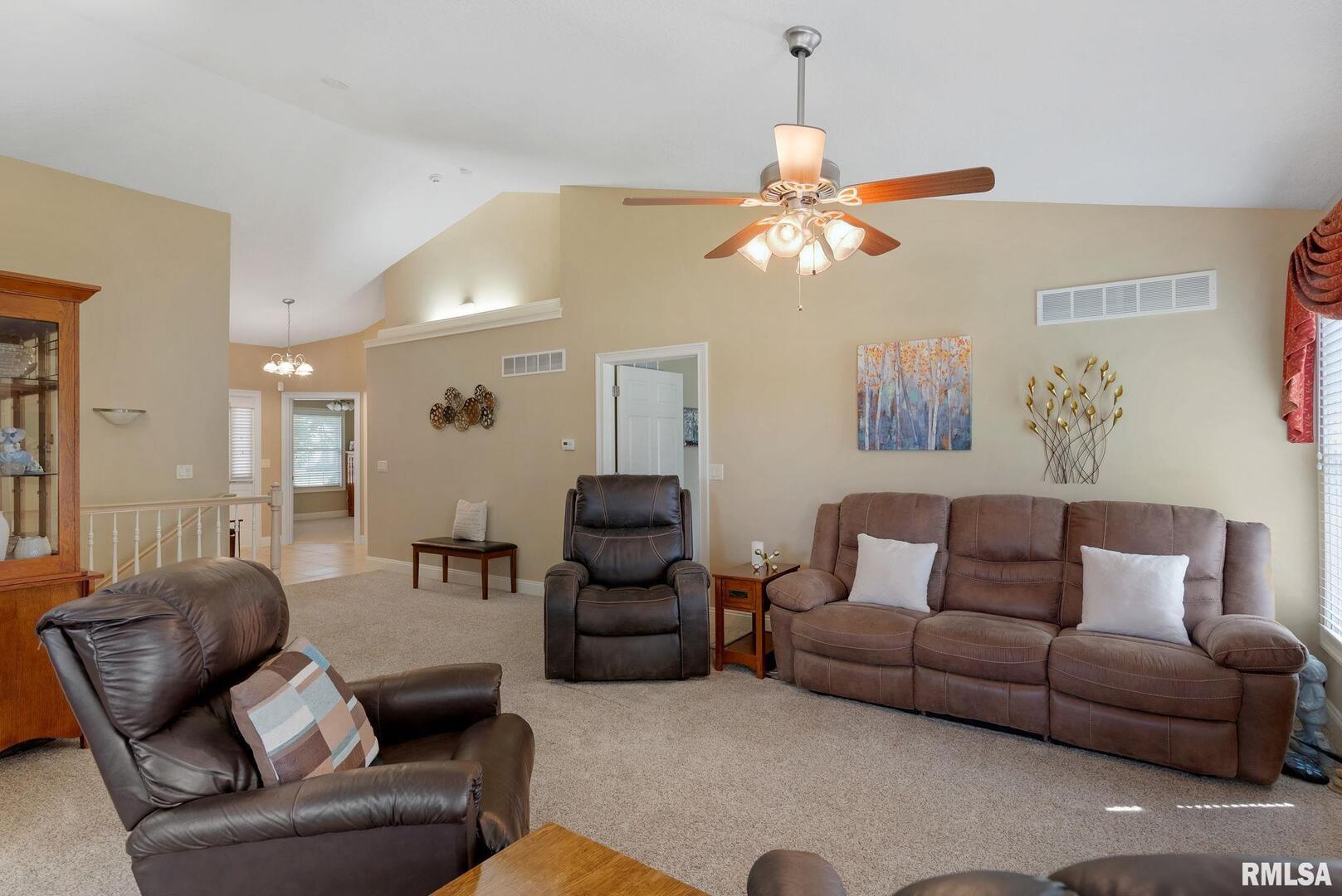 5442 NORTHWEST Circle