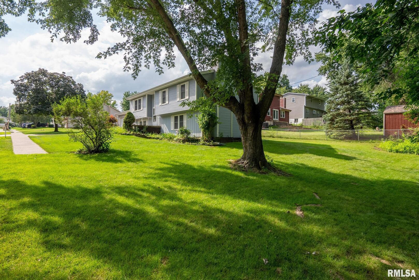 2904 E 39TH Street