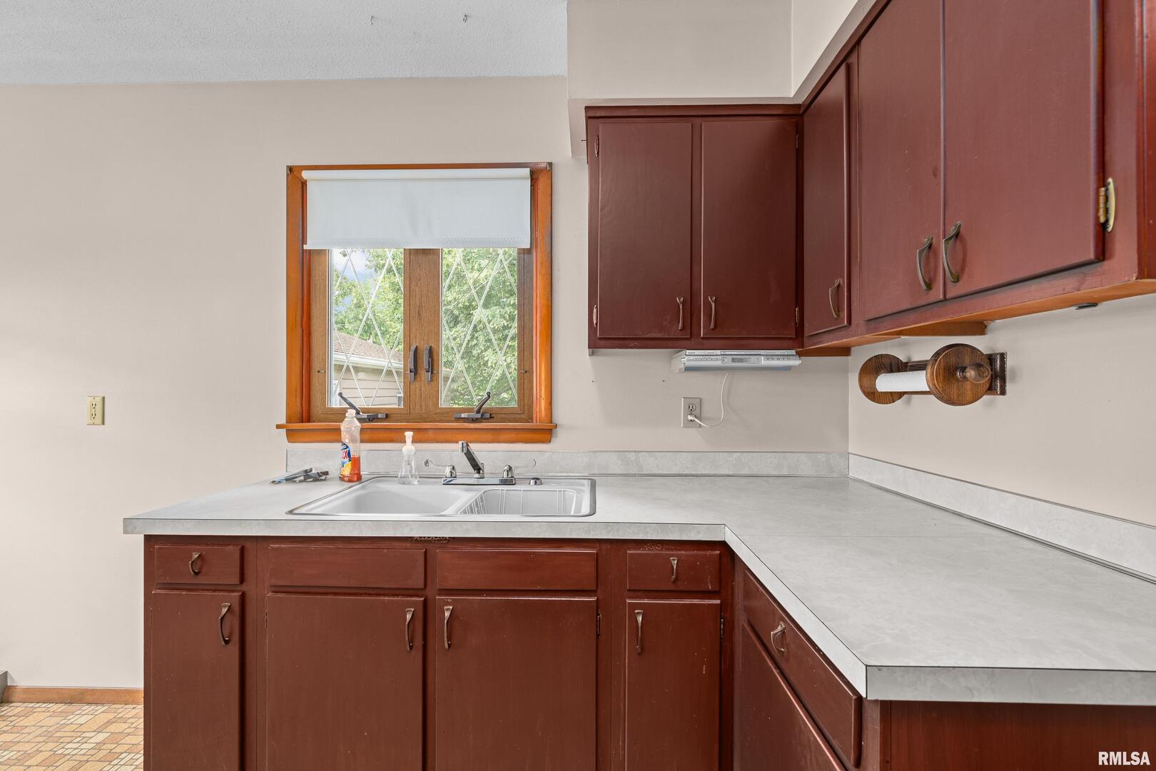 8010 8 1/2 Street W