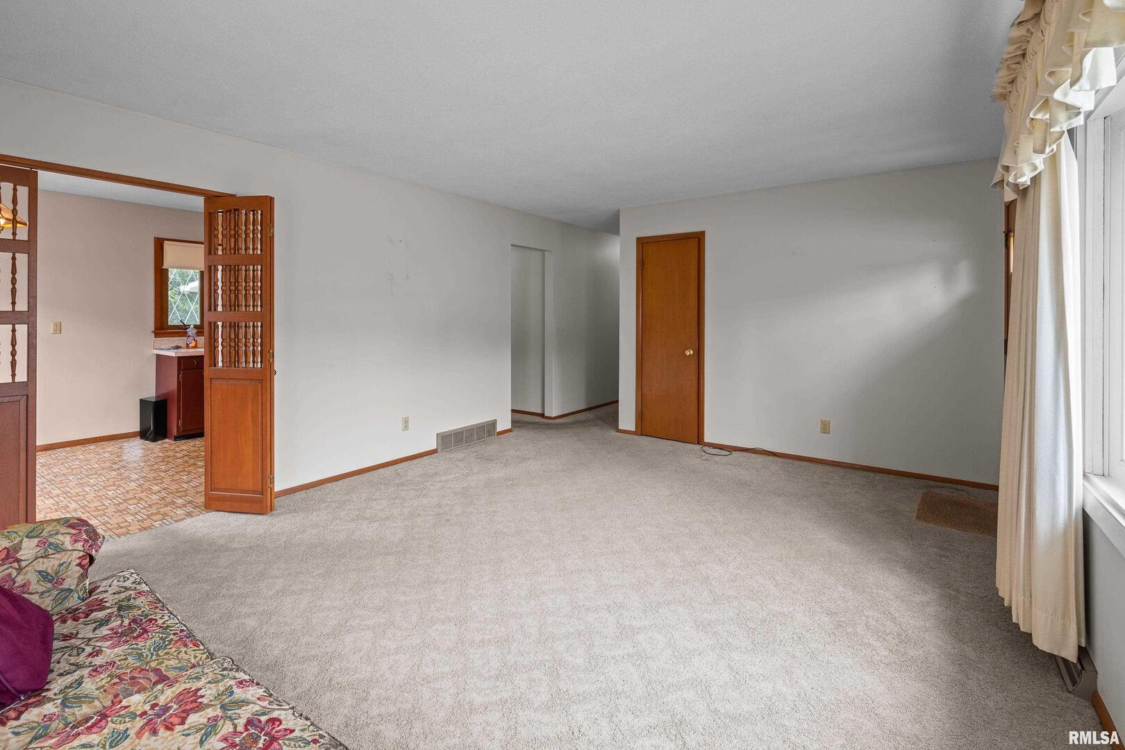 8010 8 1/2 Street W