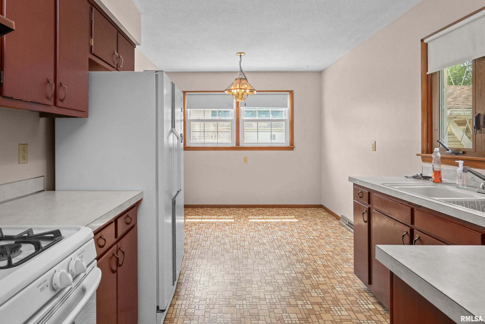 8010 8 1/2 Street W