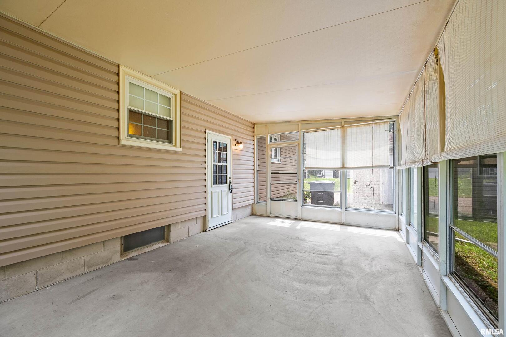 8010 8 1/2 Street W