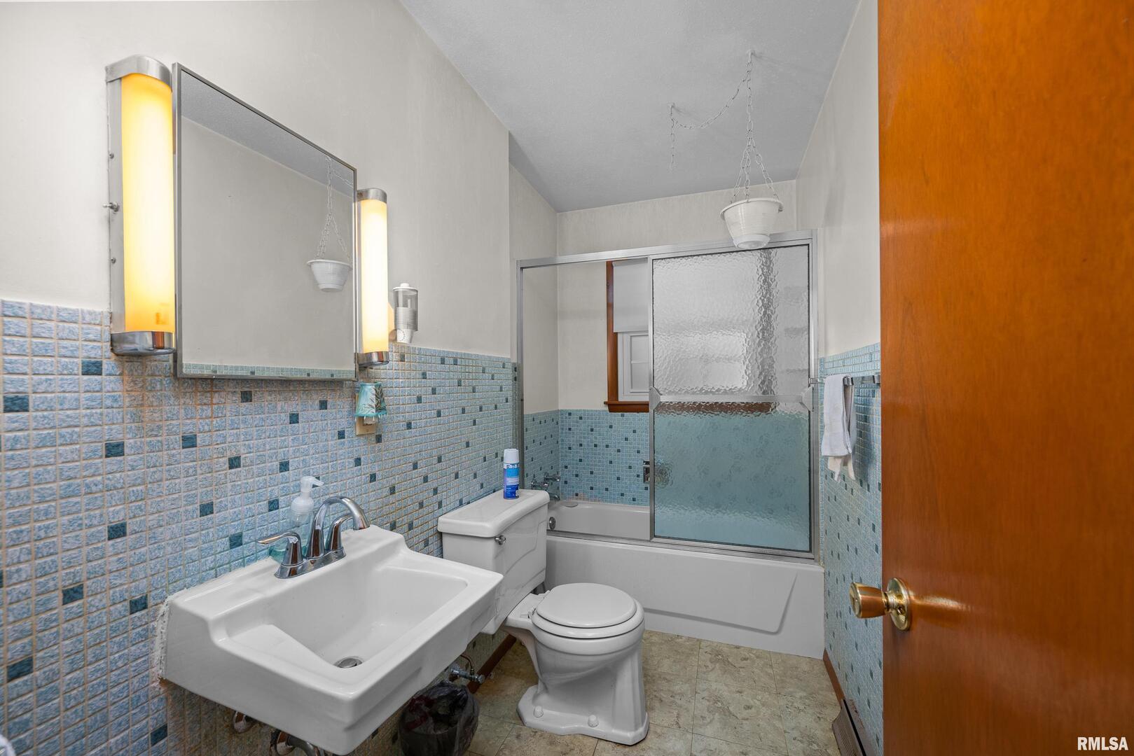 8010 8 1/2 Street W