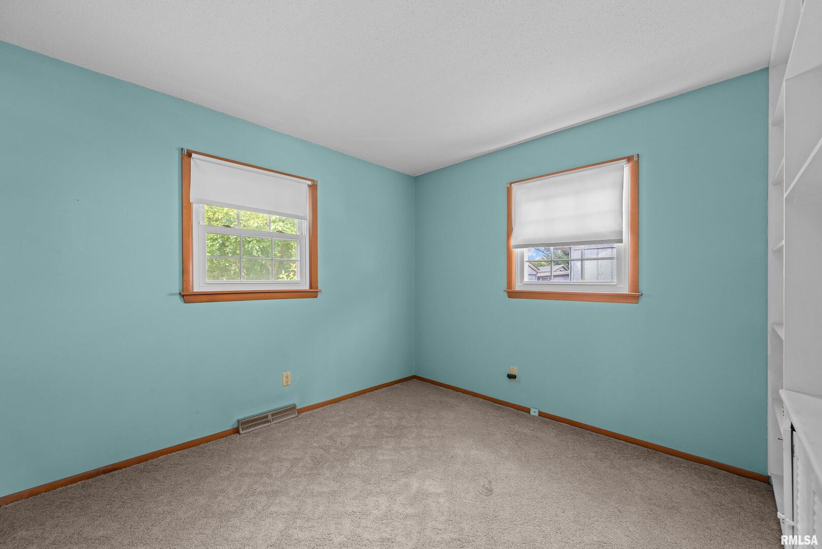 8010 8 1/2 Street W