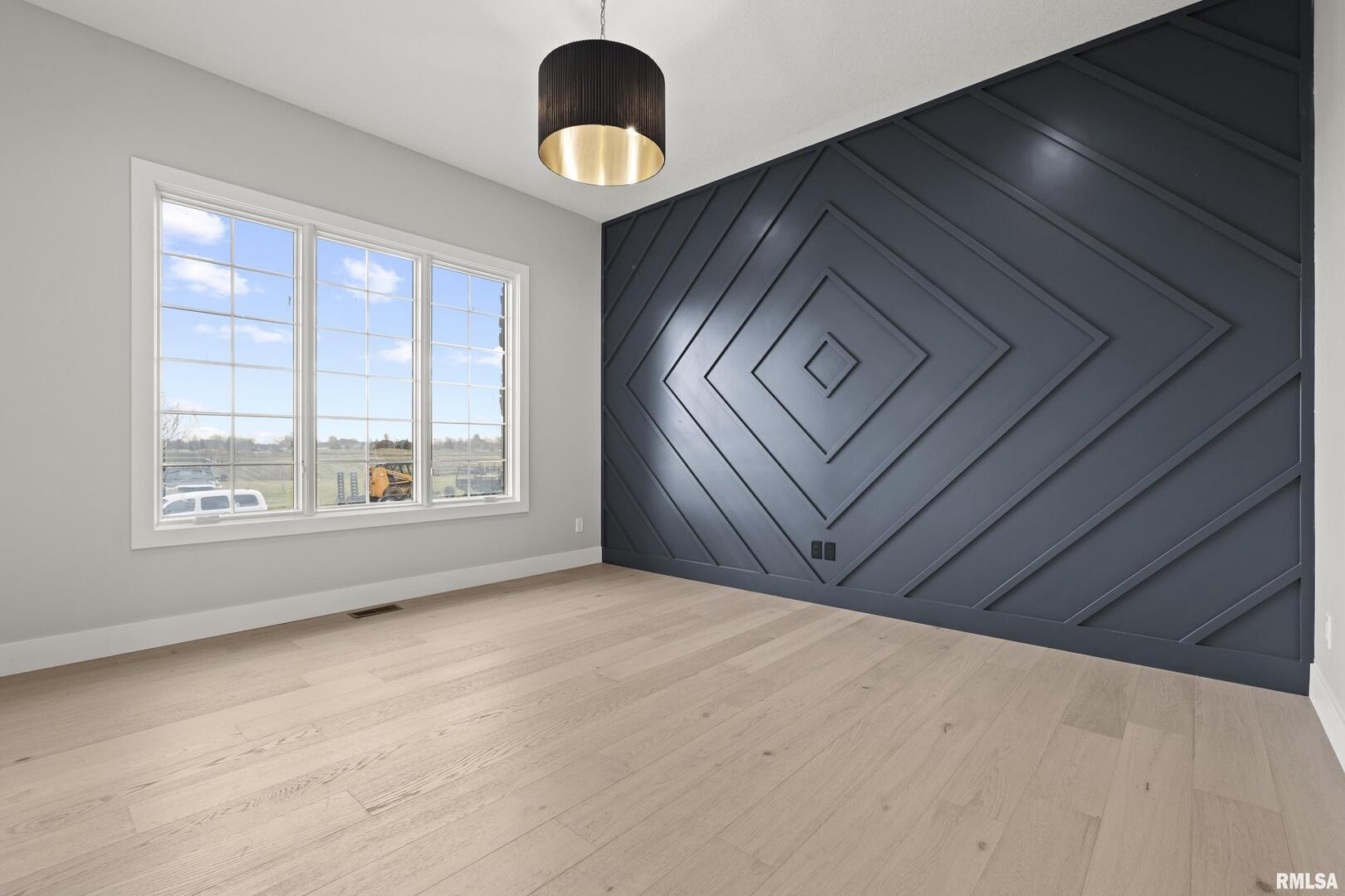 6578 CARDINAL Road