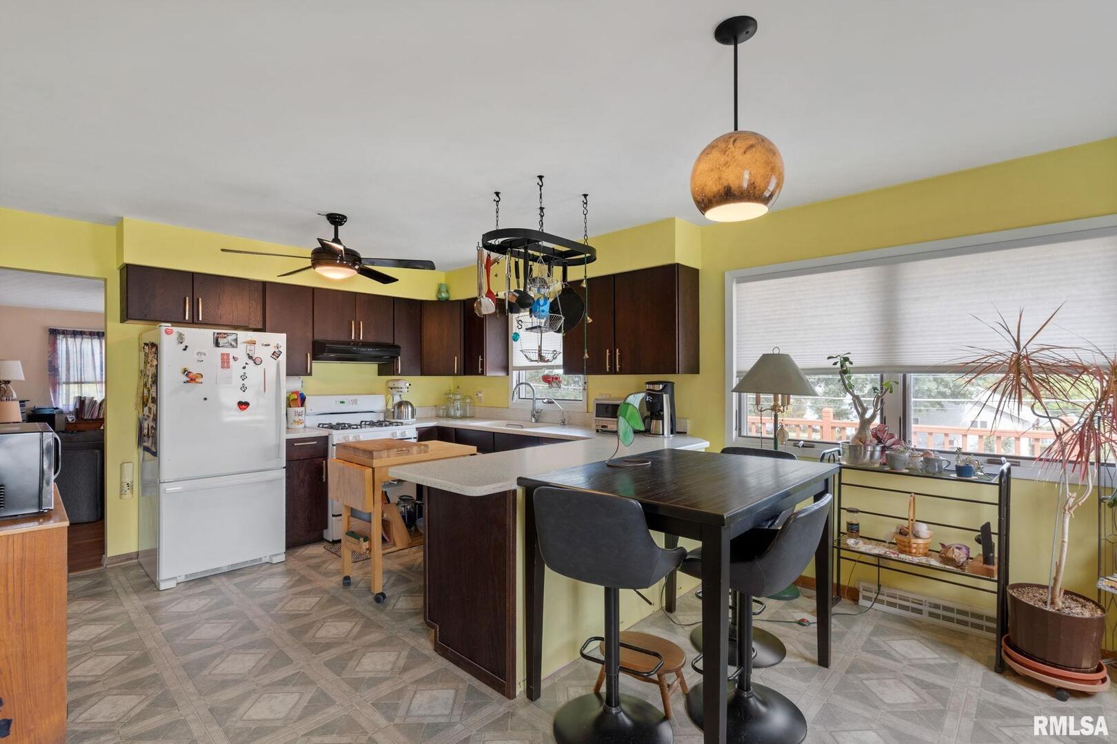 1005 2ND Street