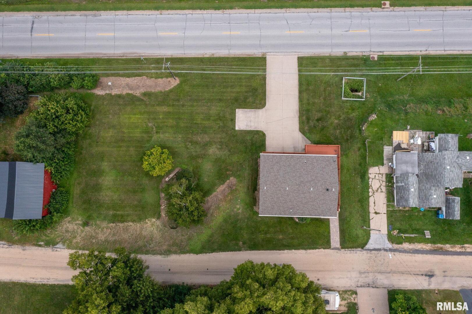 1005 2ND Street