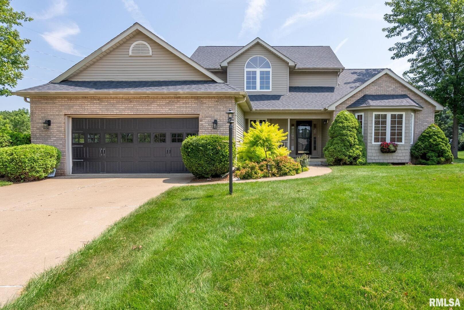 17 DEXTER Boulevard