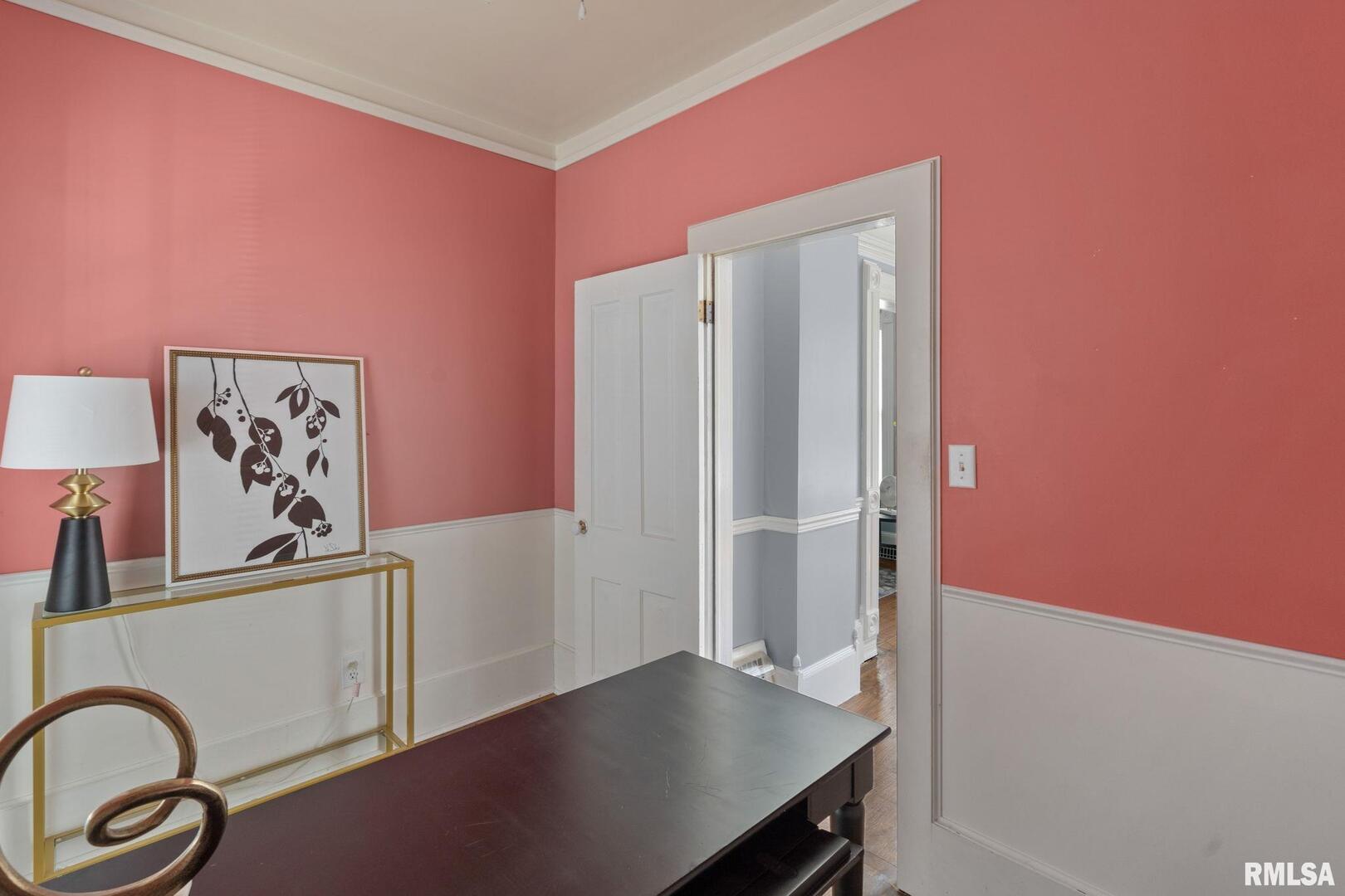 1631 16TH Street