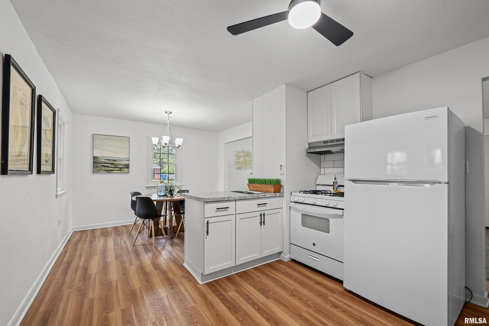 1 RIVERVIEW Lane
