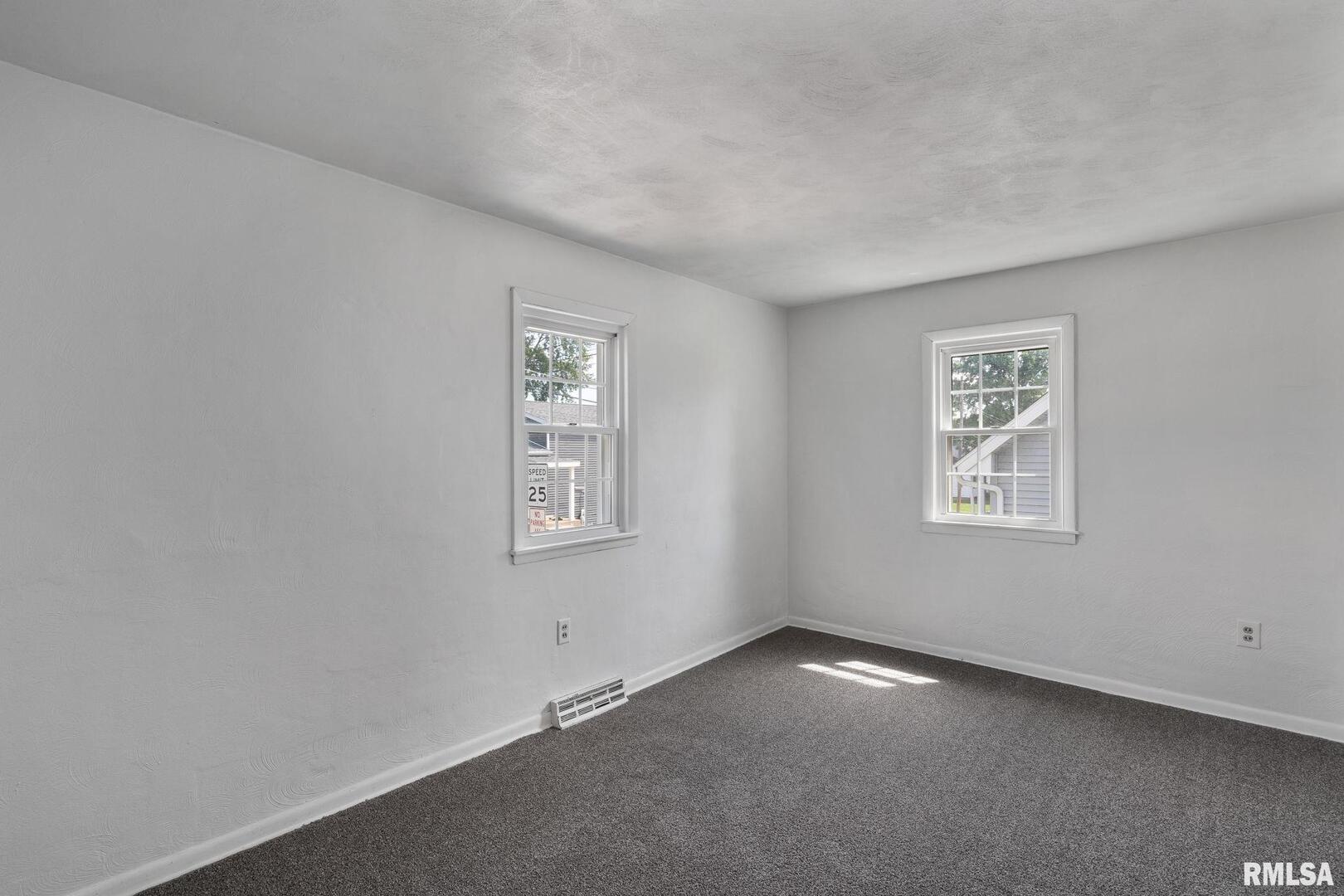 1 RIVERVIEW Lane