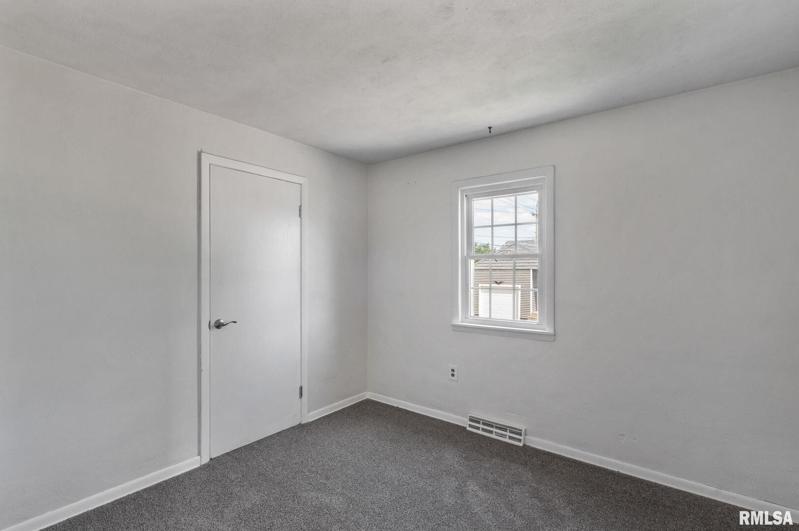 1 RIVERVIEW Lane