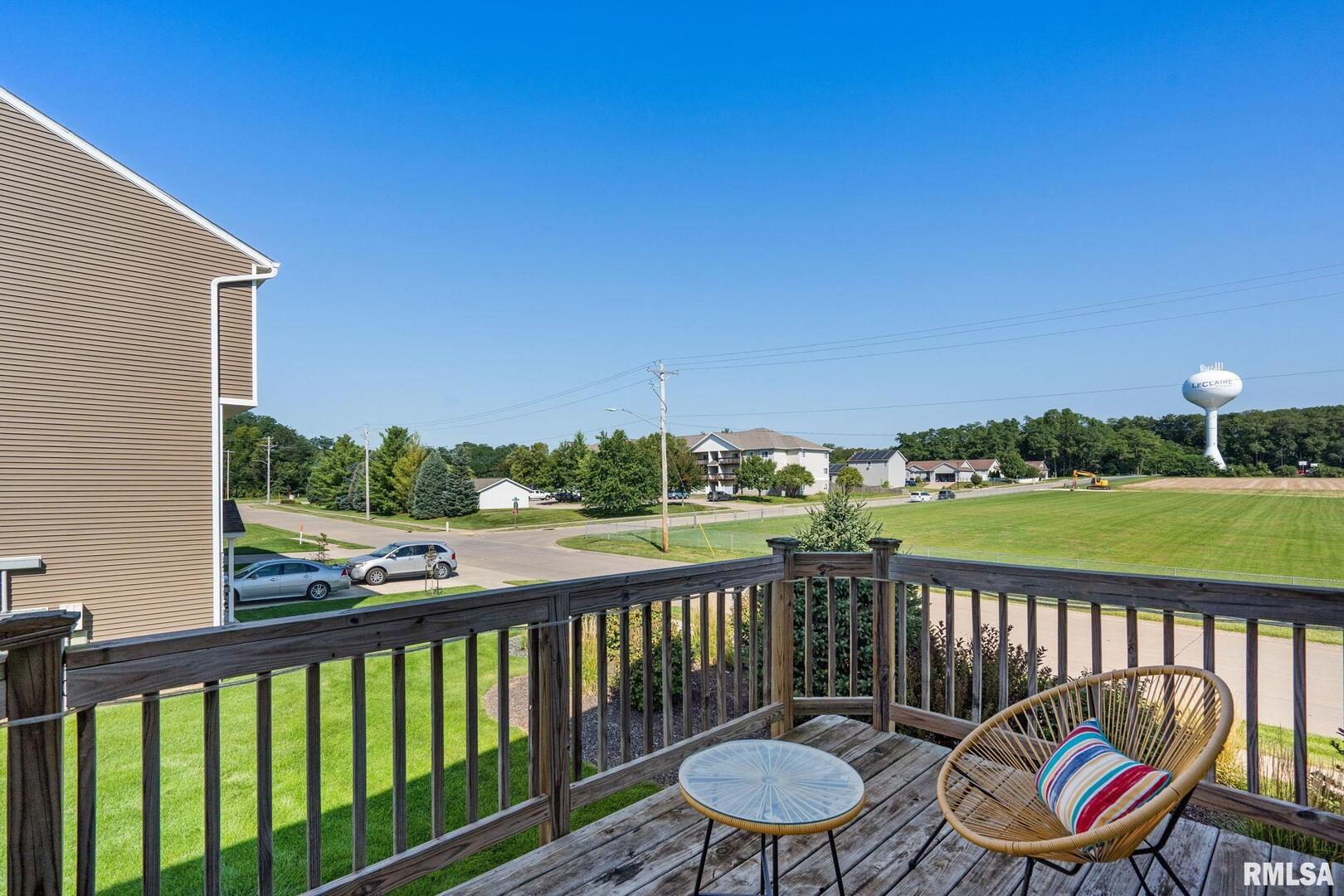 700 COX Court Unit: 700
