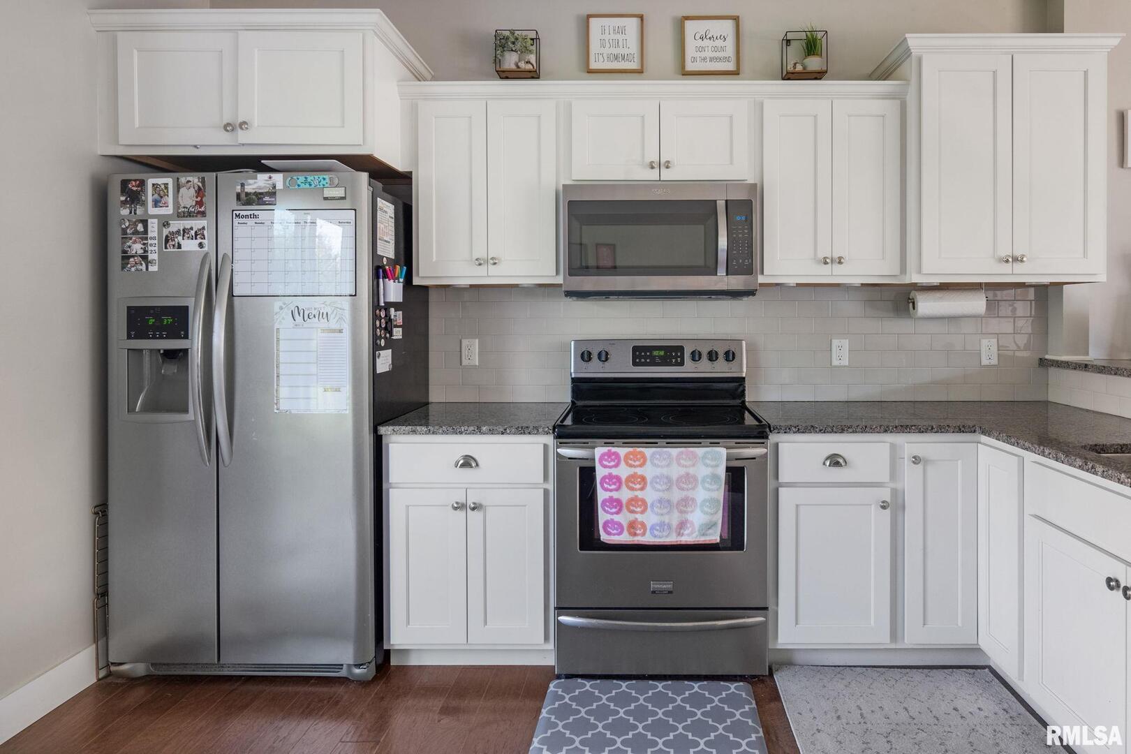 700 COX Court Unit: 700