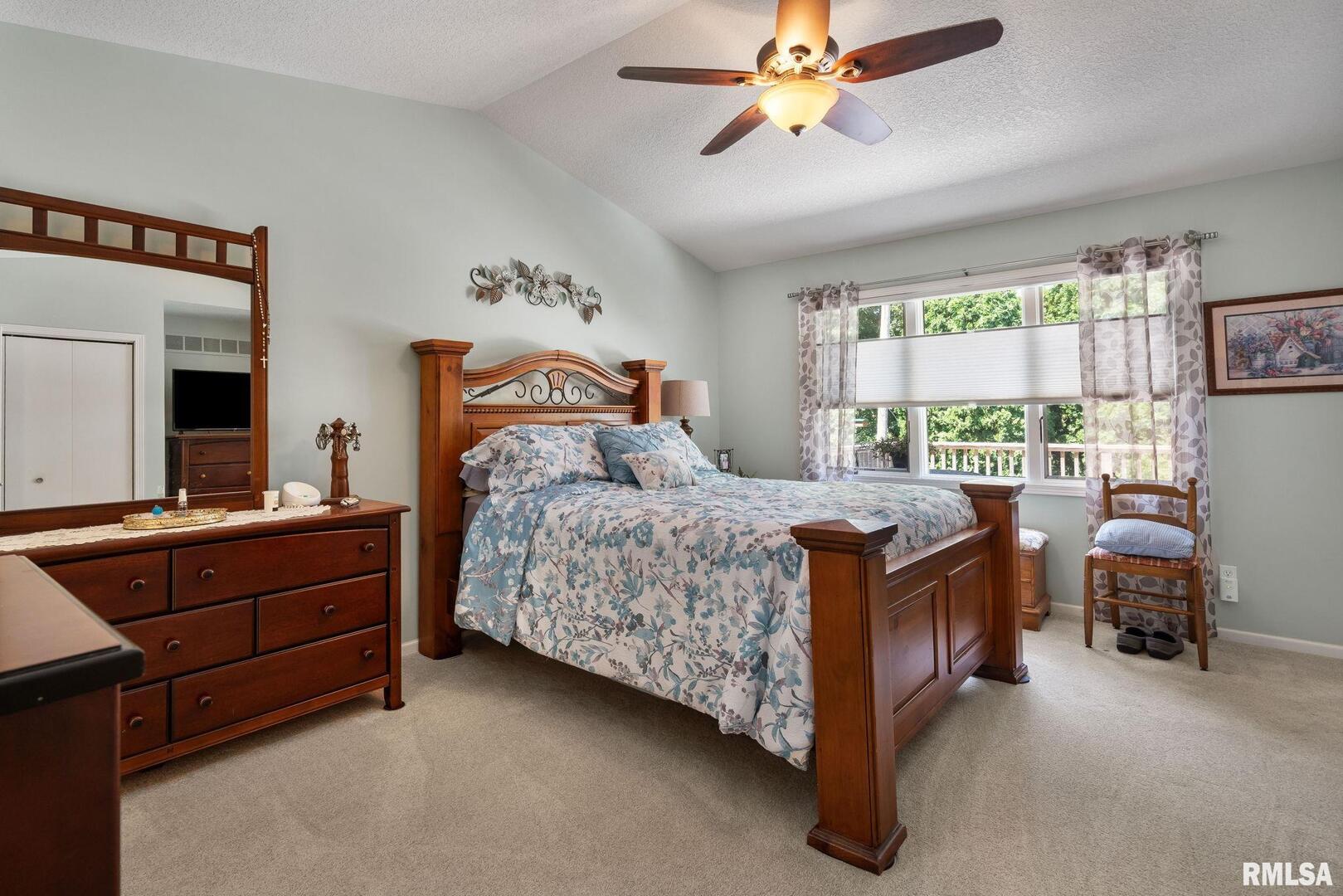 2013 VILLA PINES Circle