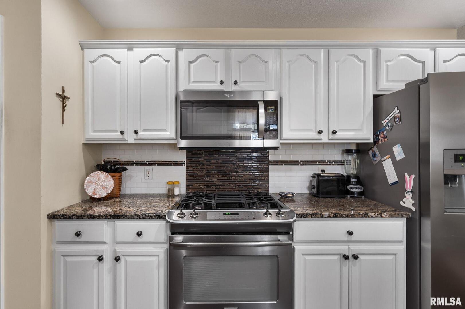 2013 VILLA PINES Circle