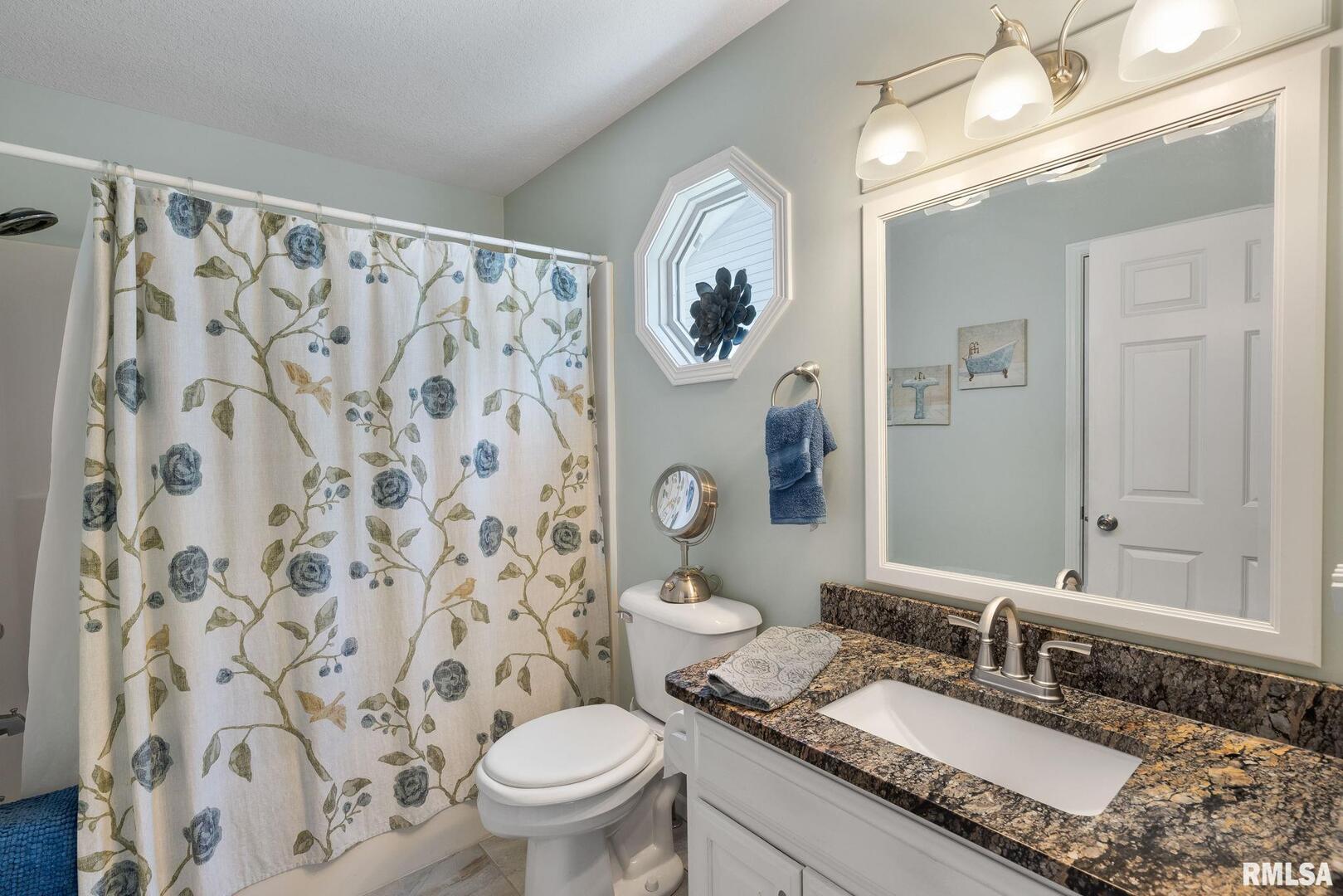 2013 VILLA PINES Circle