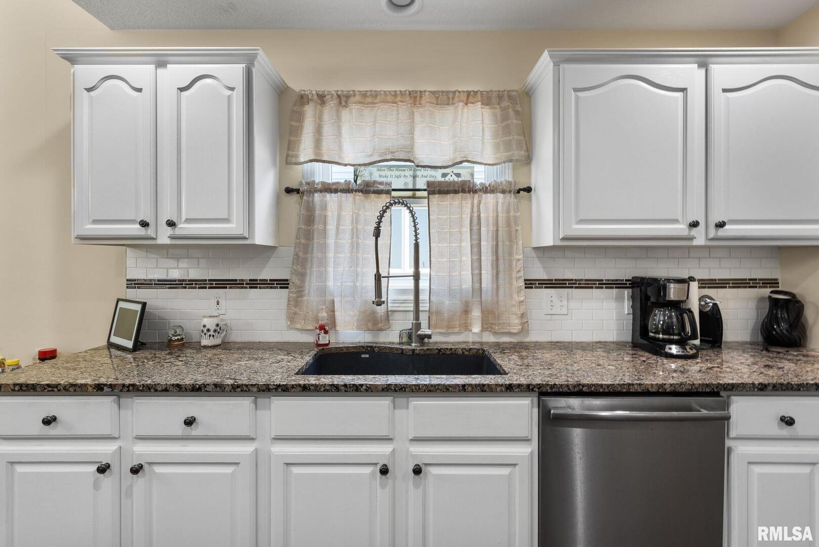 2013 VILLA PINES Circle
