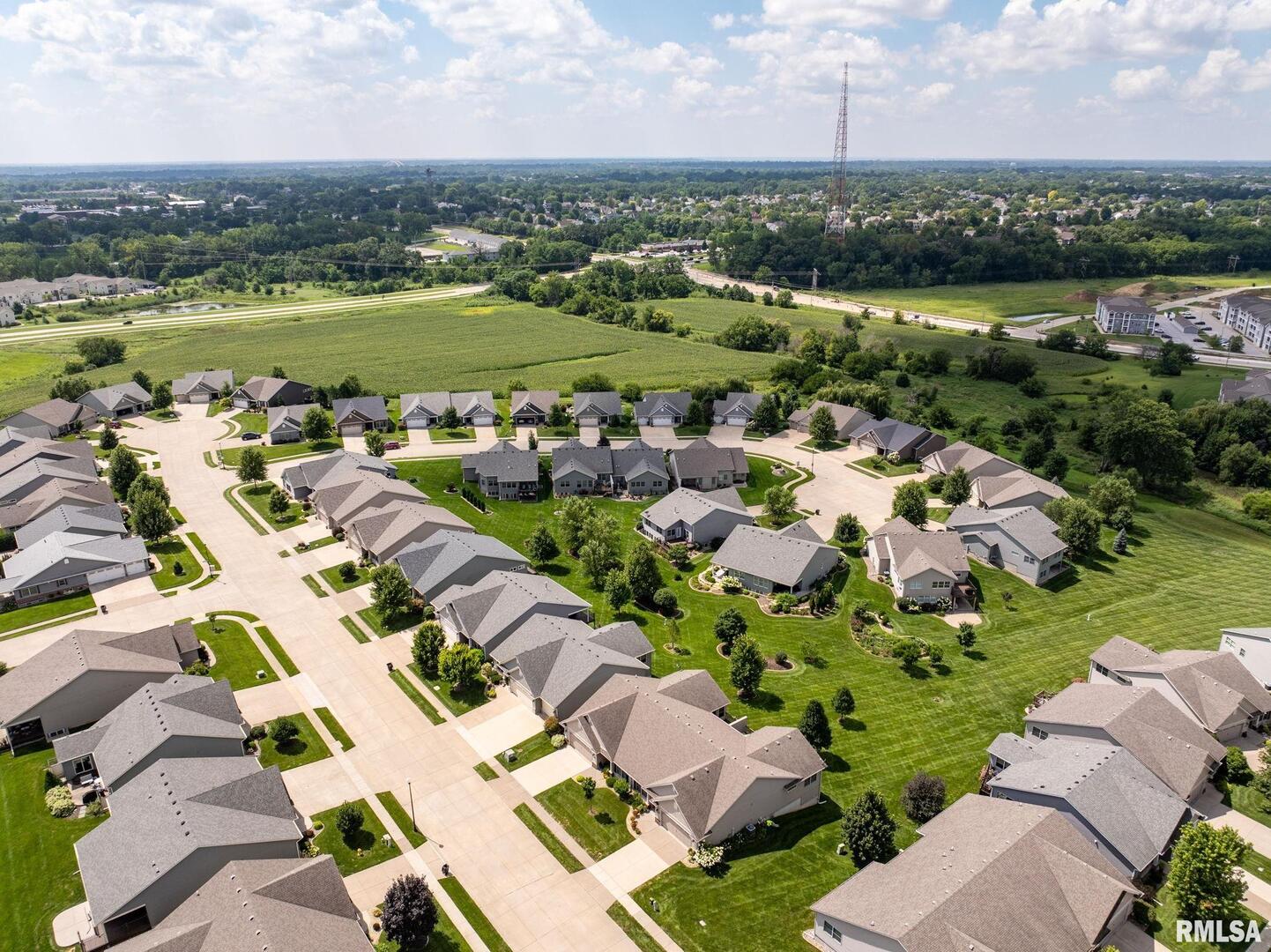 5574 CAVAN Crossing