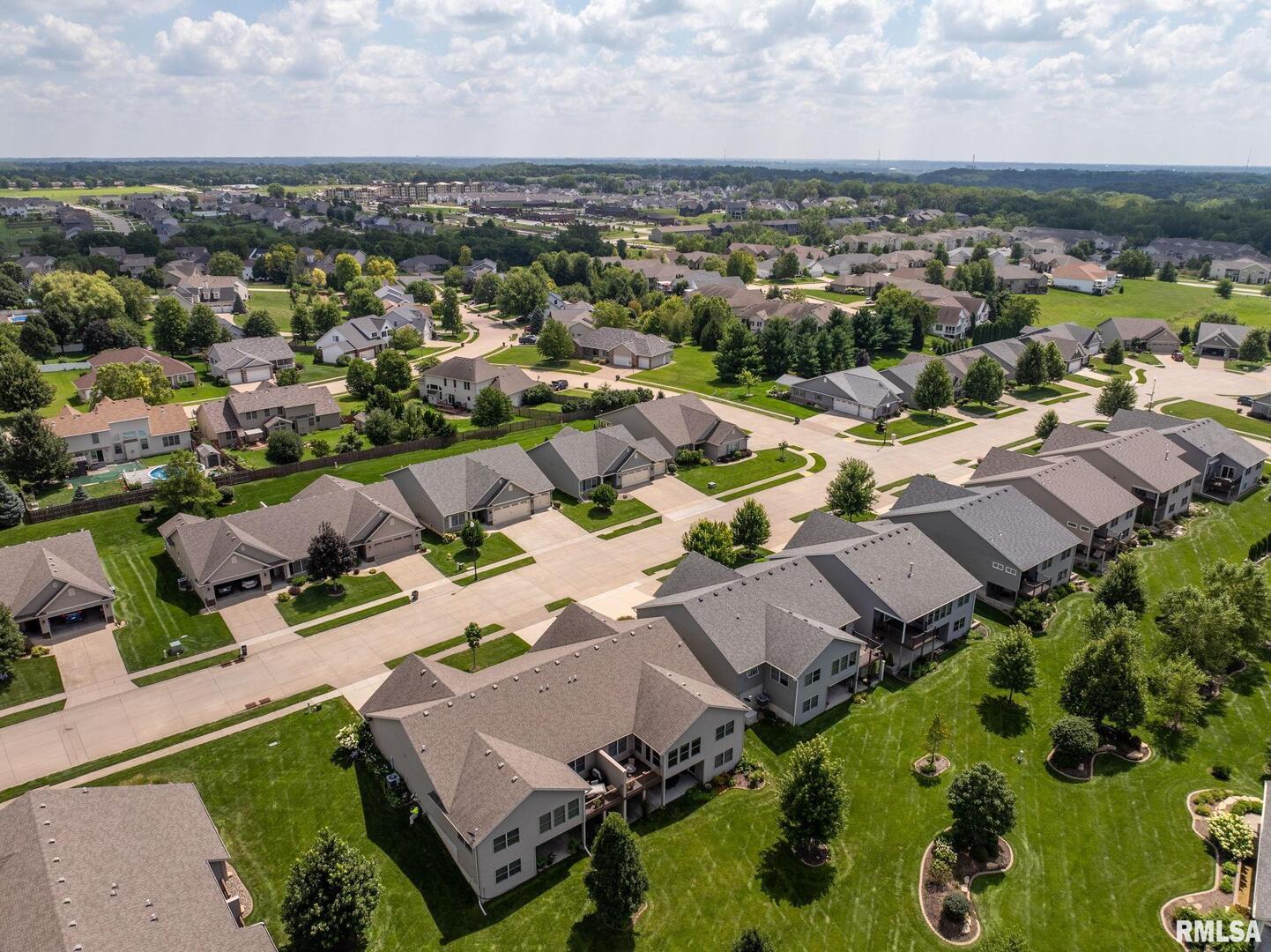 5574 CAVAN Crossing
