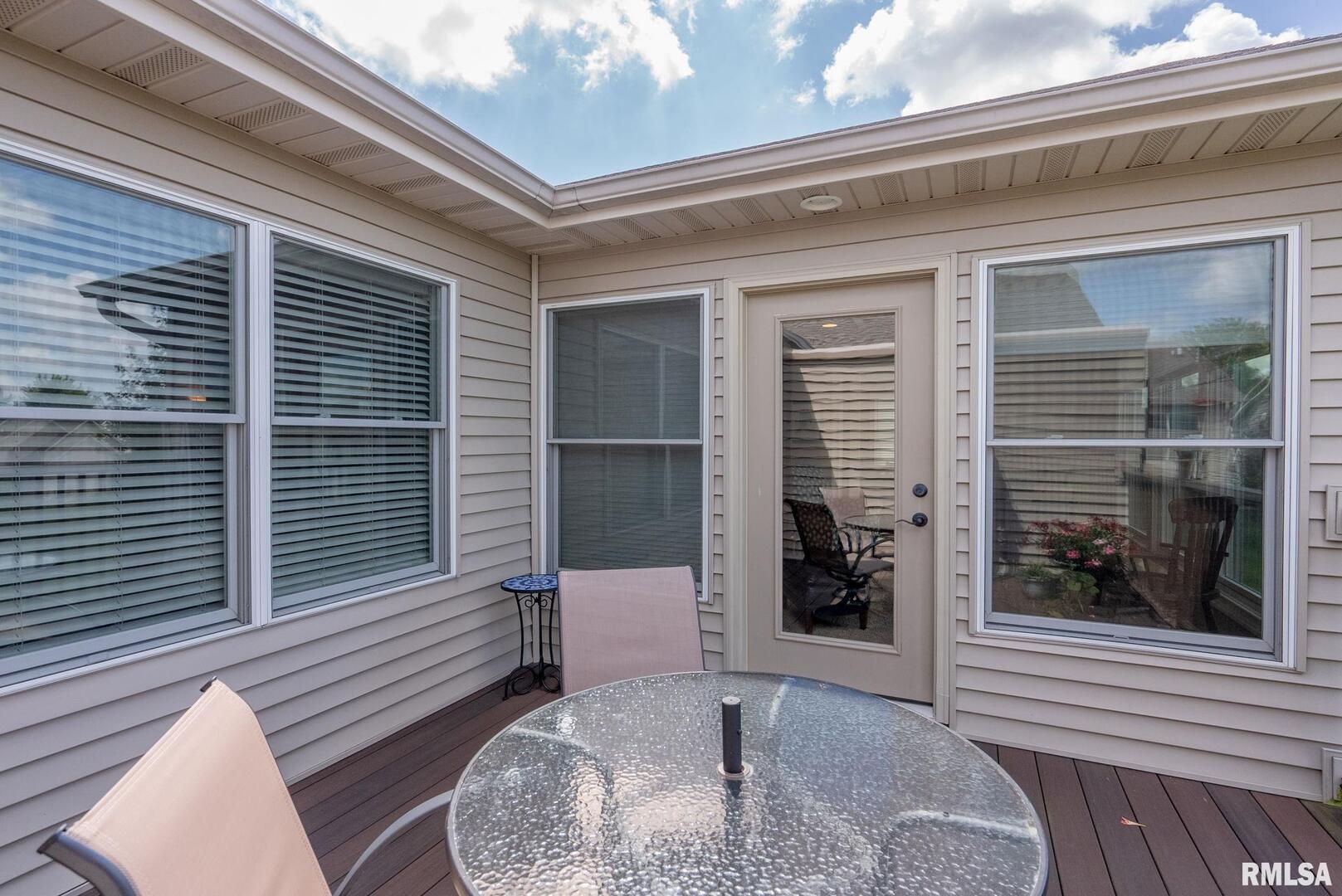5574 CAVAN Crossing