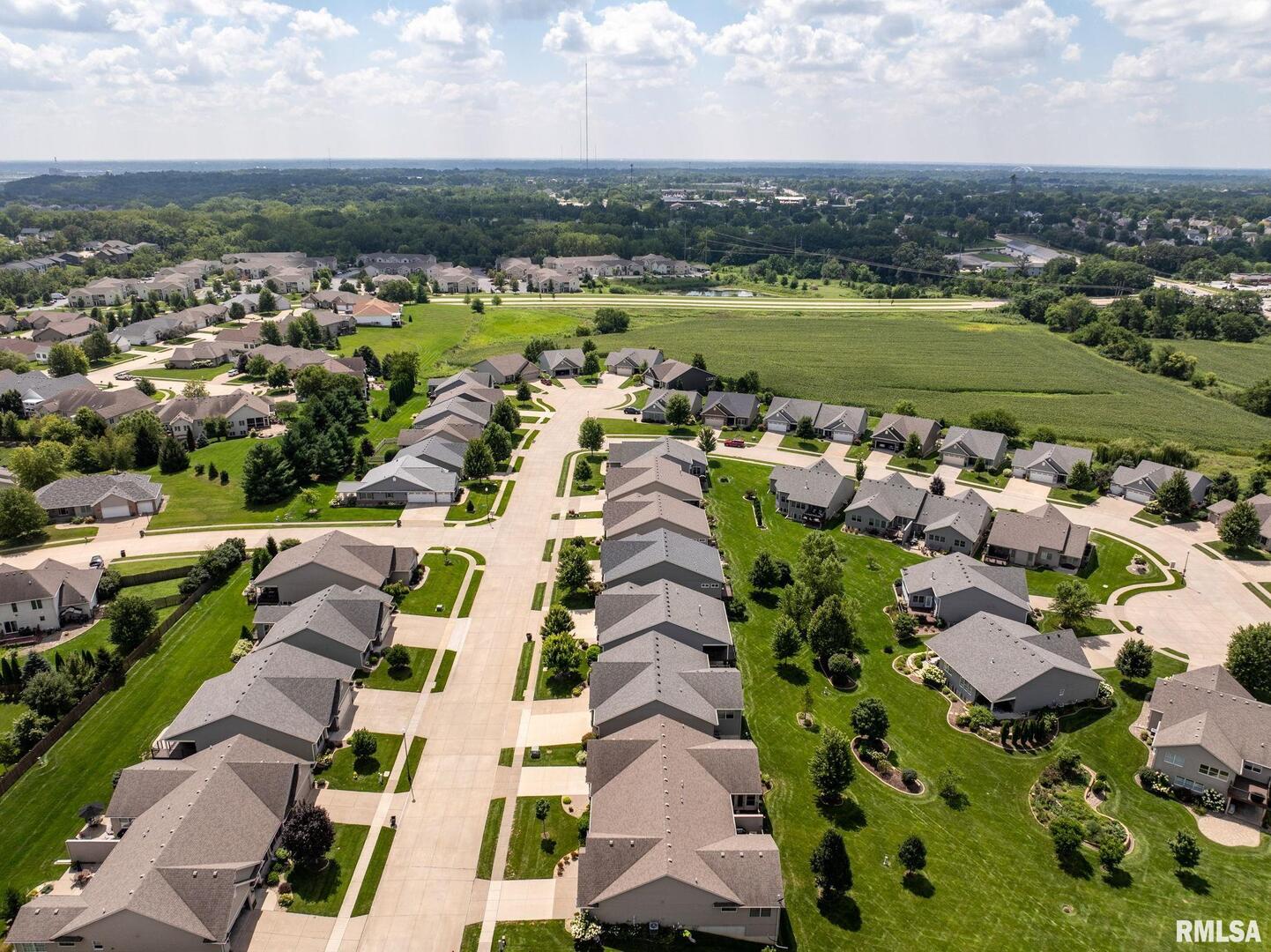 5574 CAVAN Crossing