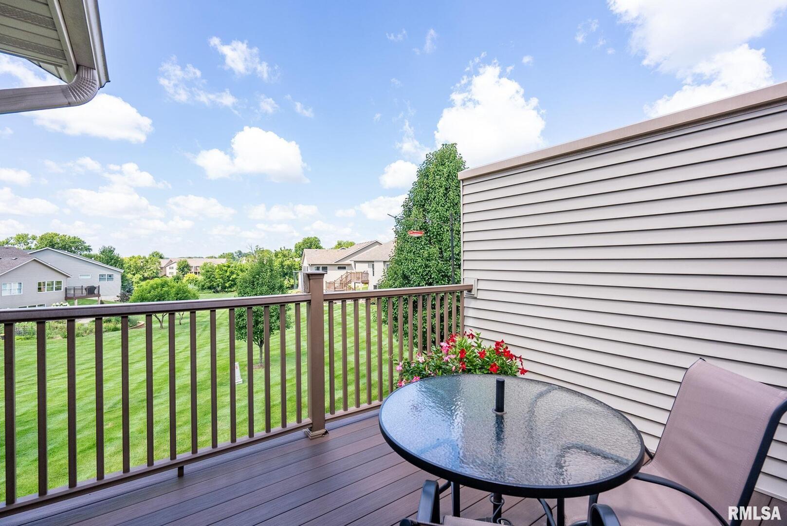 5574 CAVAN Crossing