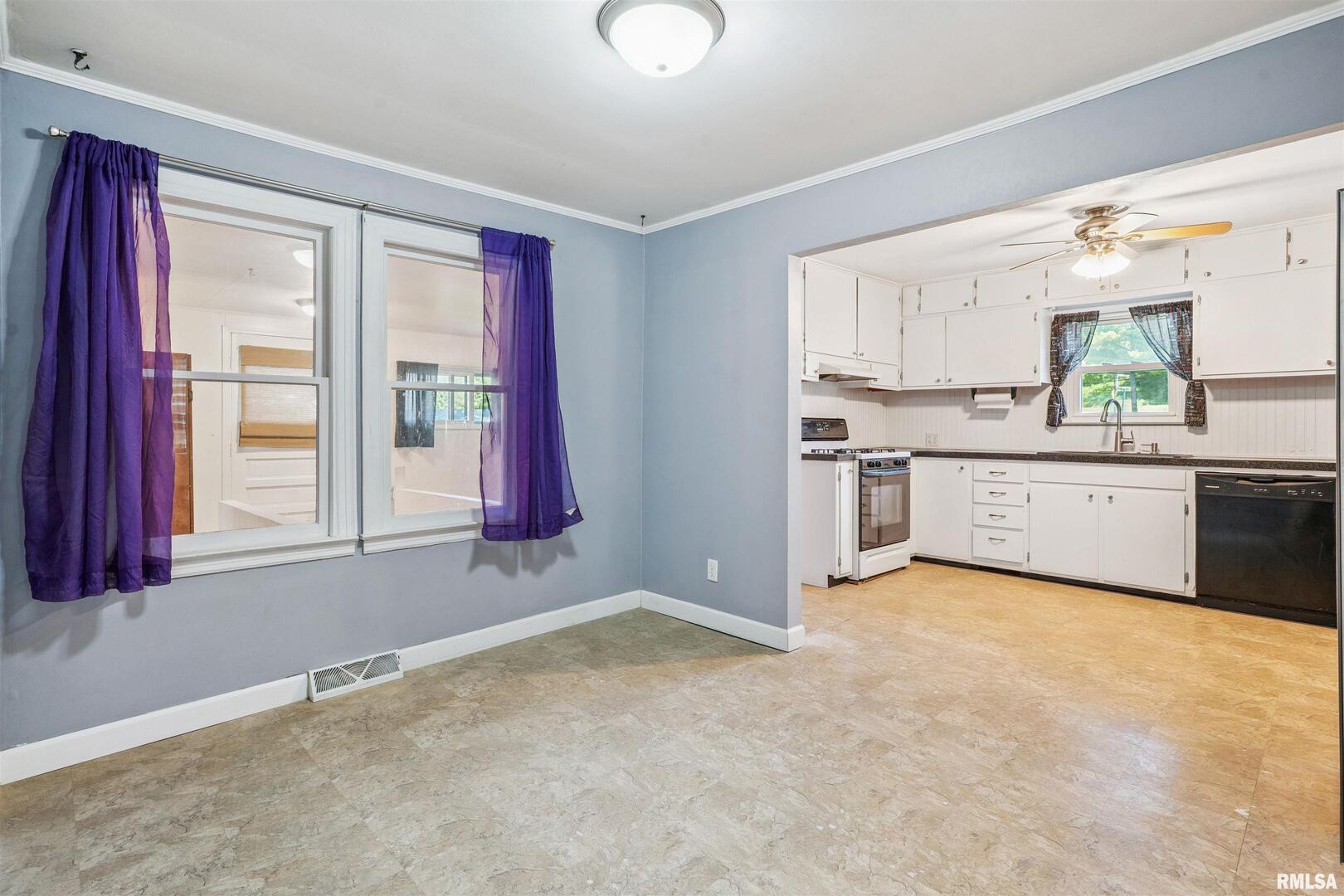 305 4TH Street