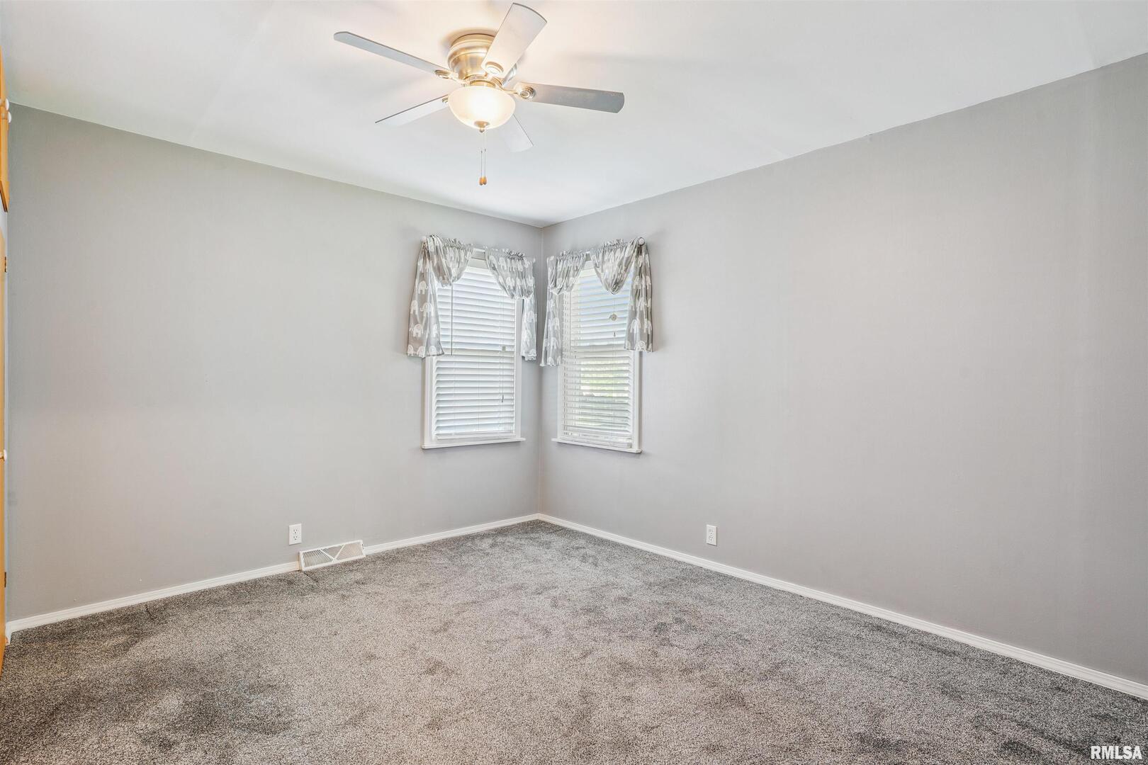 305 4TH Street