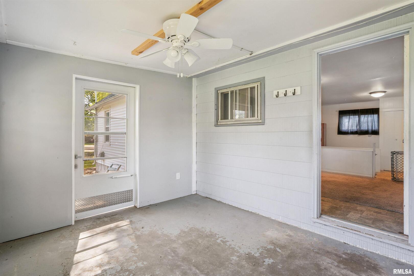 305 4TH Street