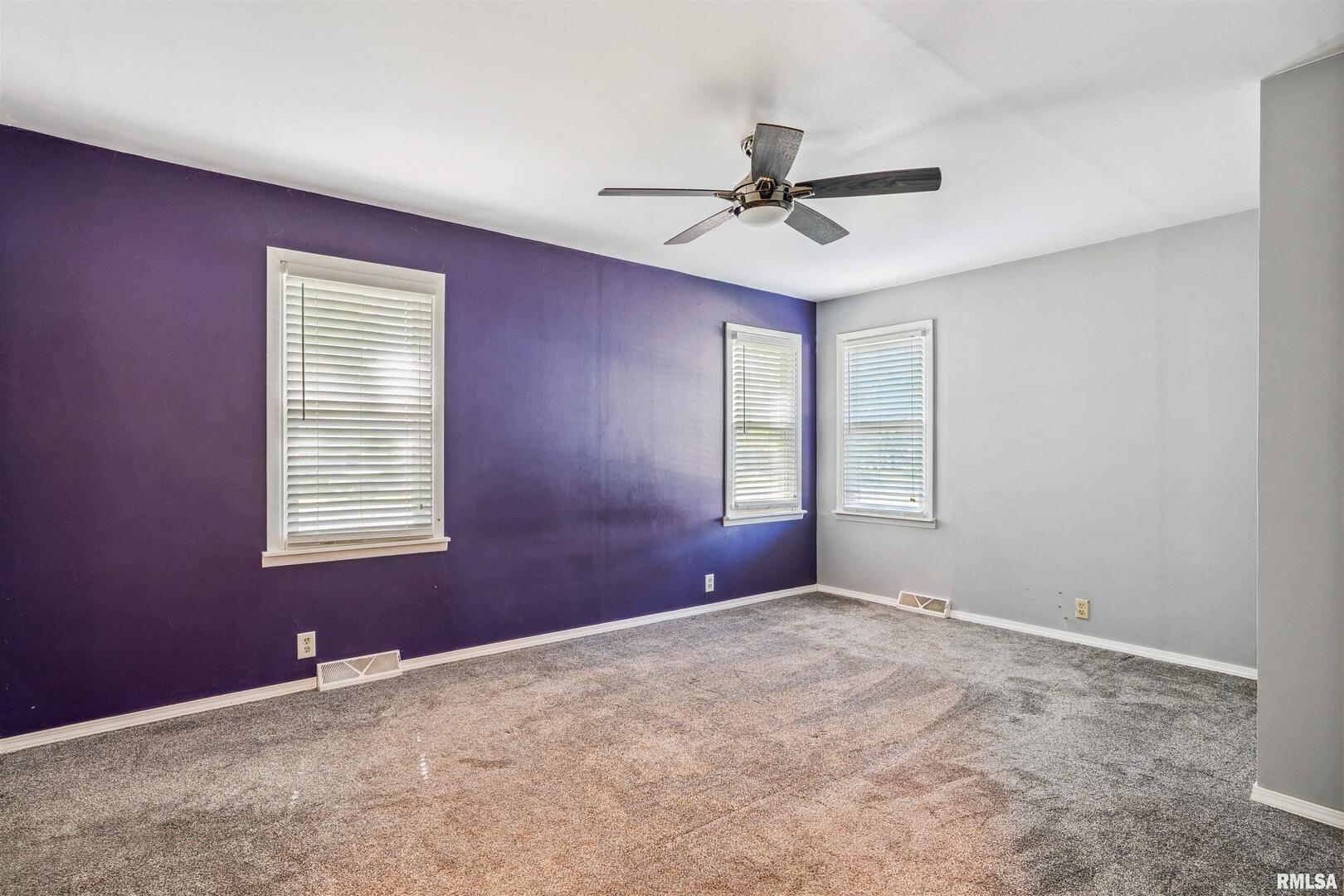 305 4TH Street