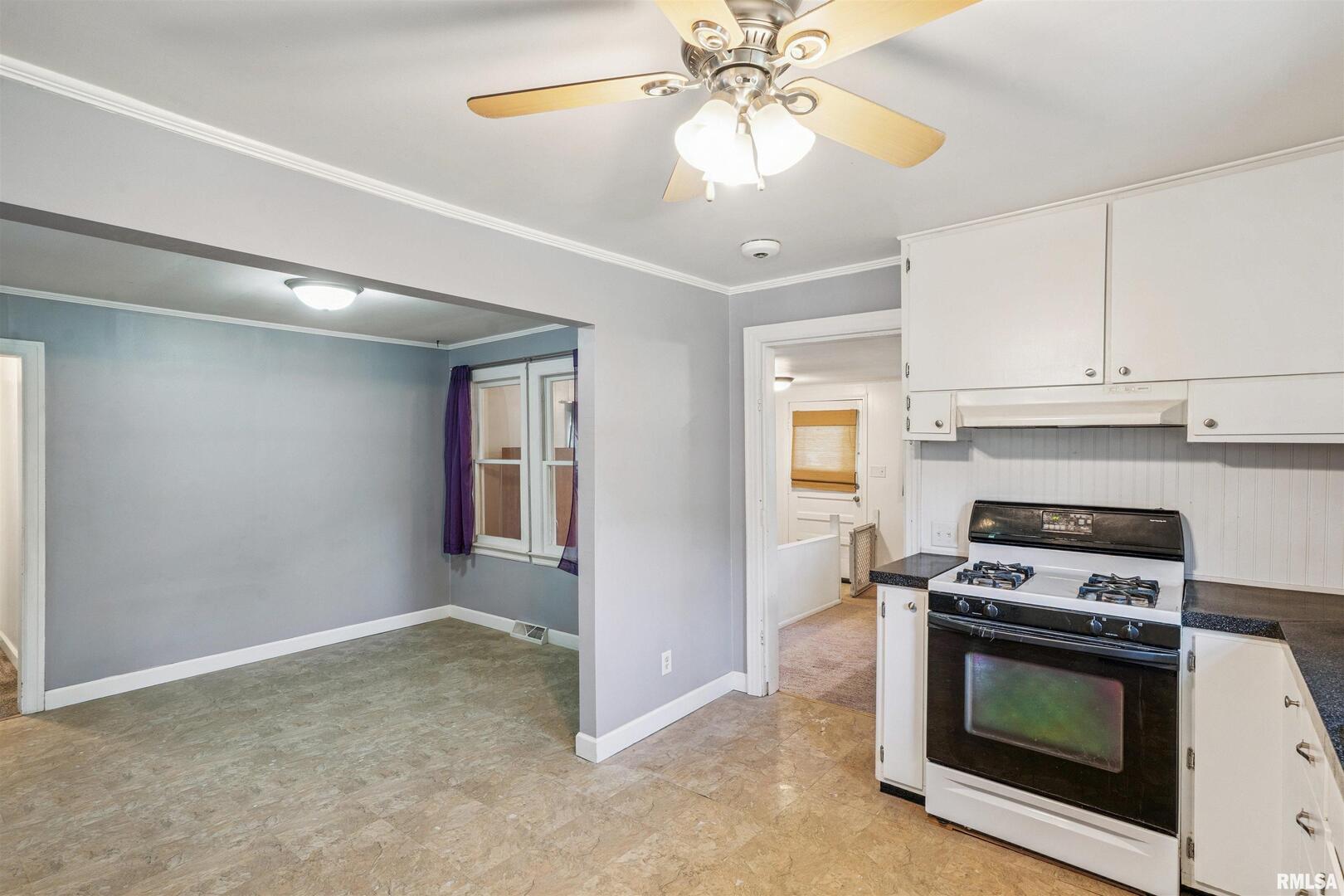 305 4TH Street