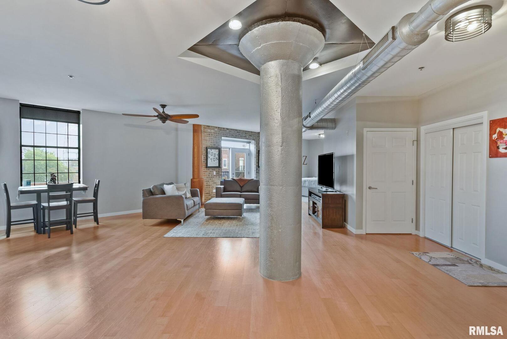 110 19TH Street Unit: 313