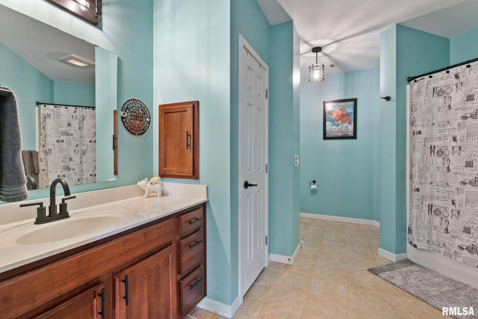 110 19TH Street Unit: 313