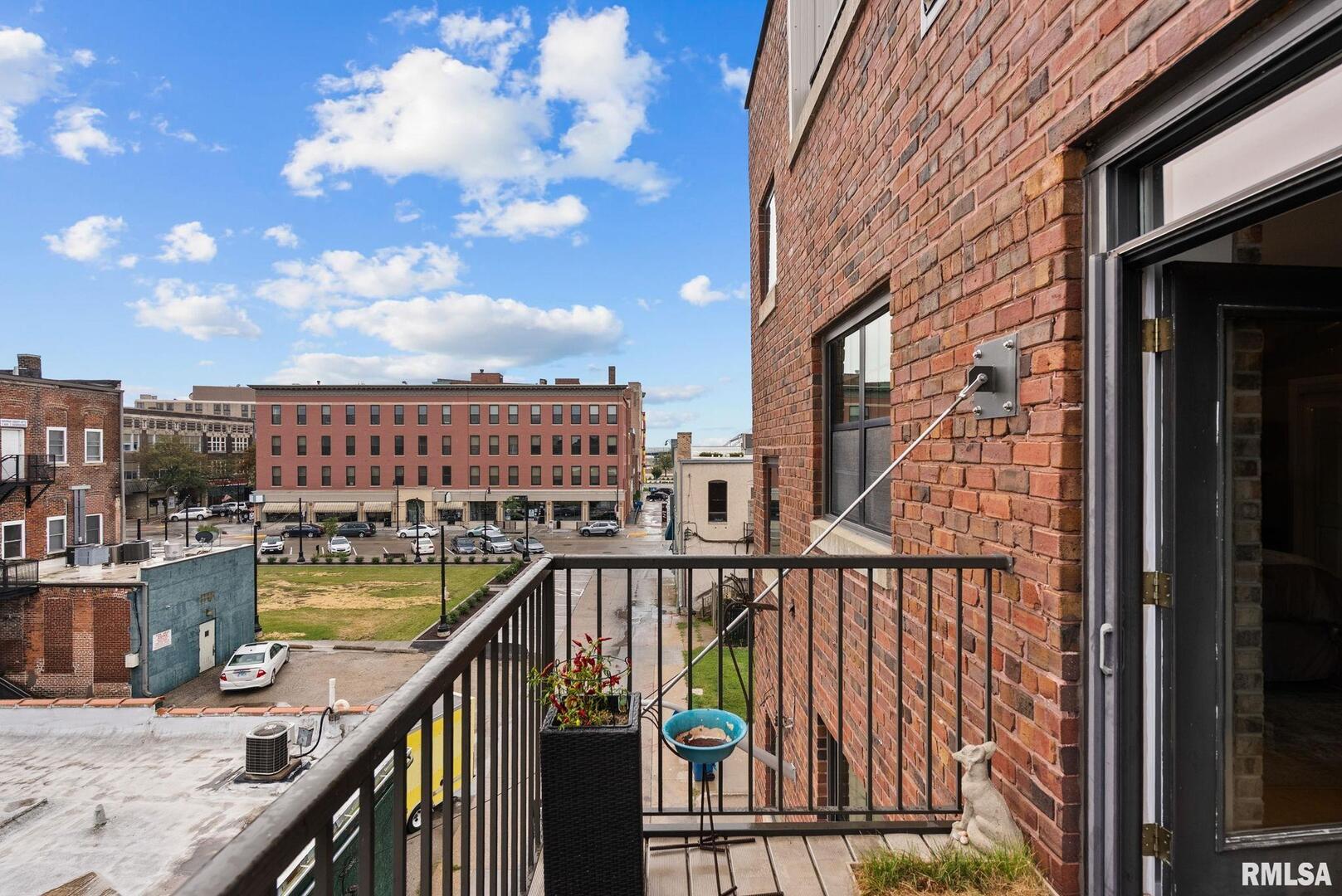 110 19TH Street Unit: 313