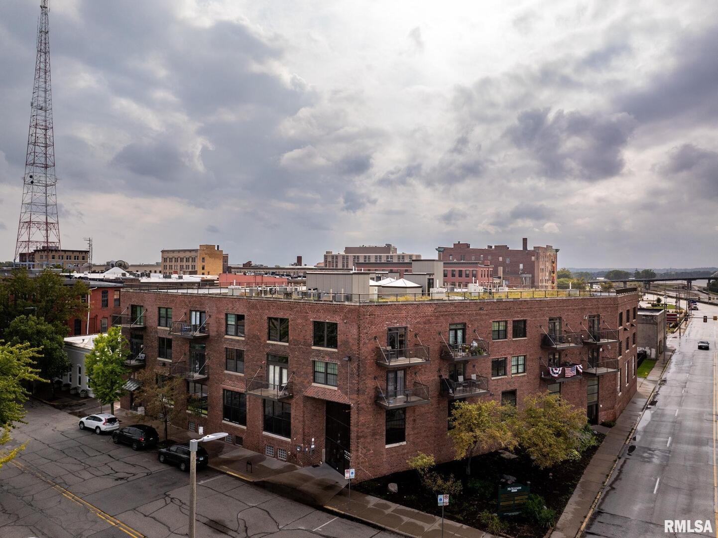 110 19TH Street Unit: 313