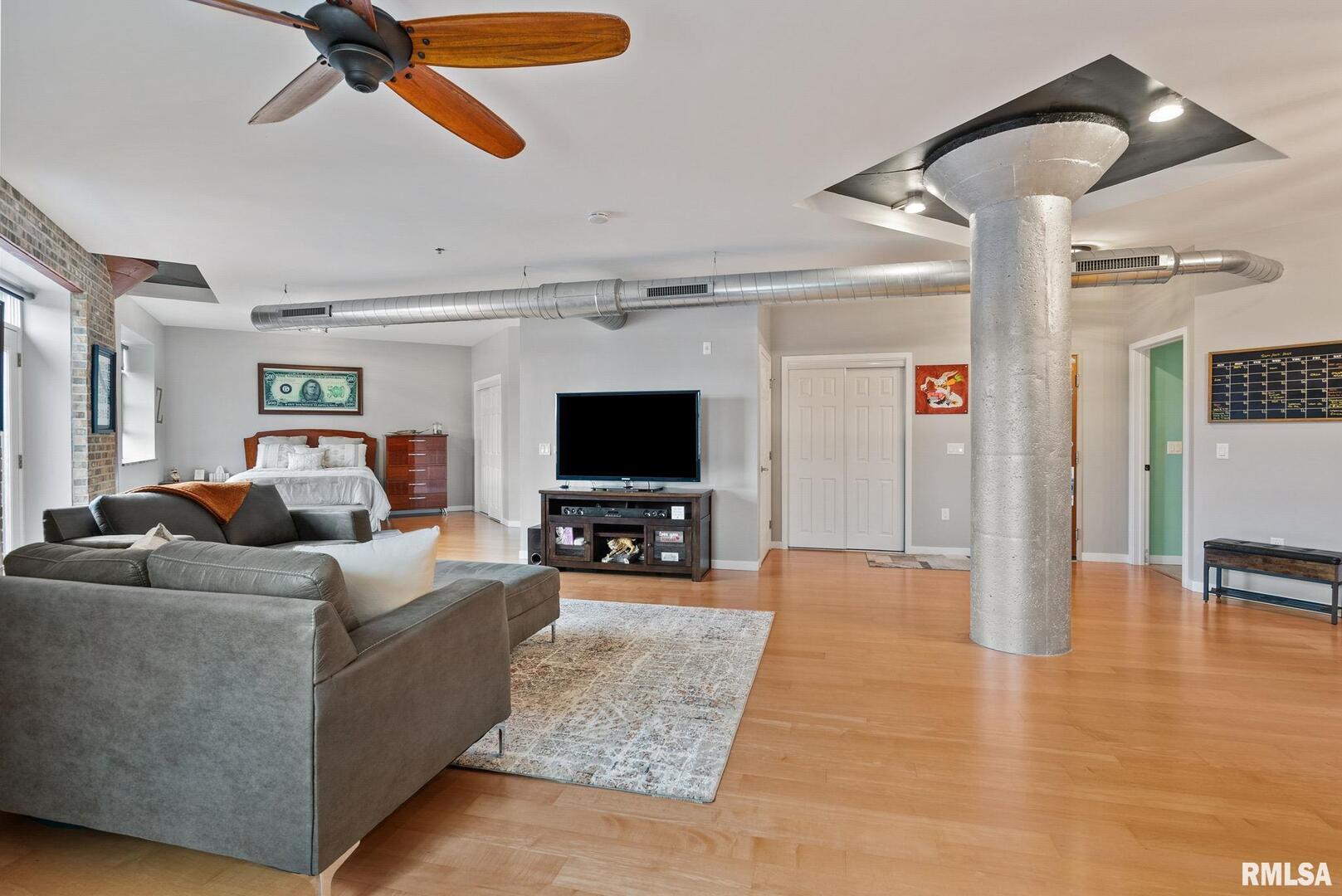 110 19TH Street Unit: 313