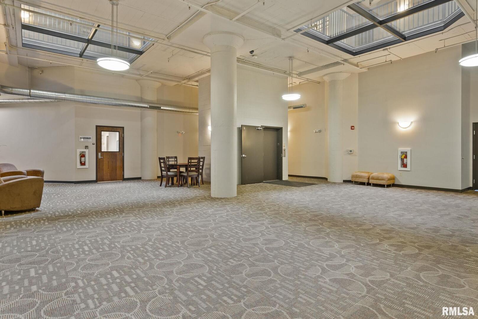 110 19TH Street Unit: 313