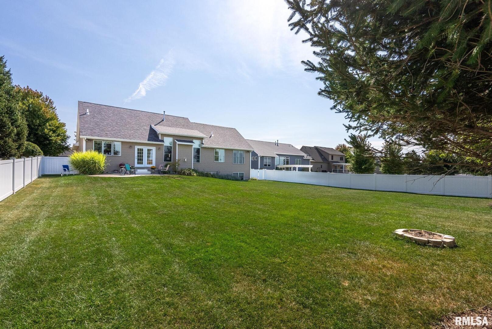 6822 SUMMERFIELD Drive
