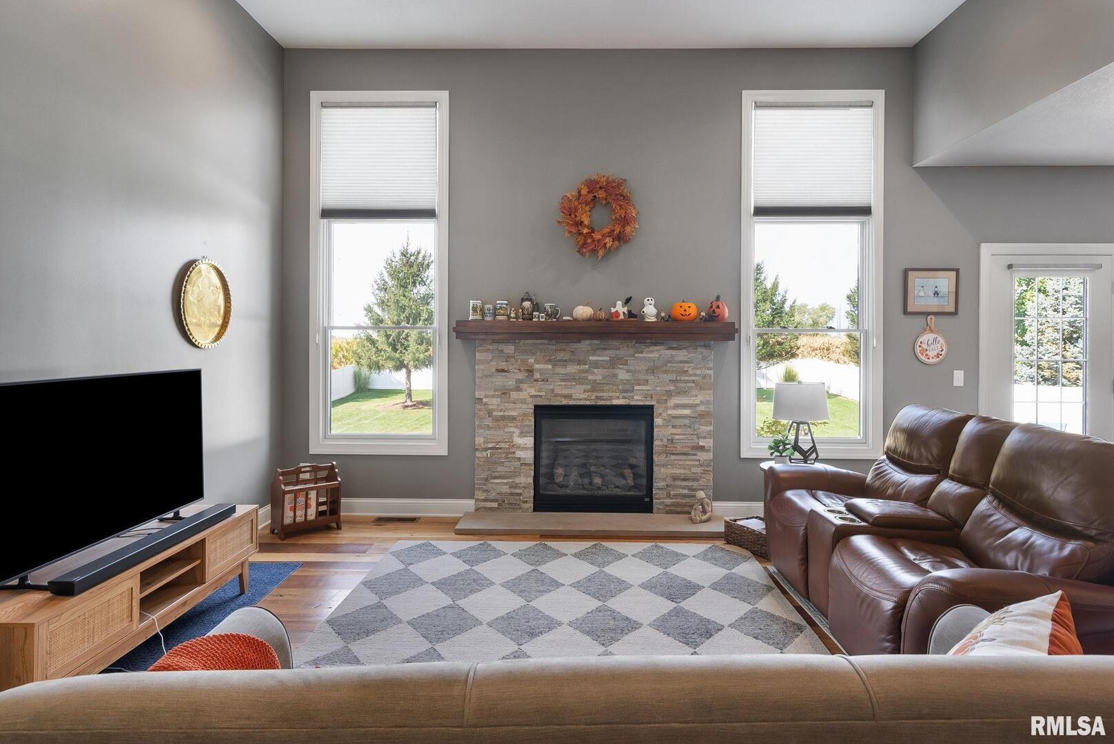 6822 SUMMERFIELD Drive