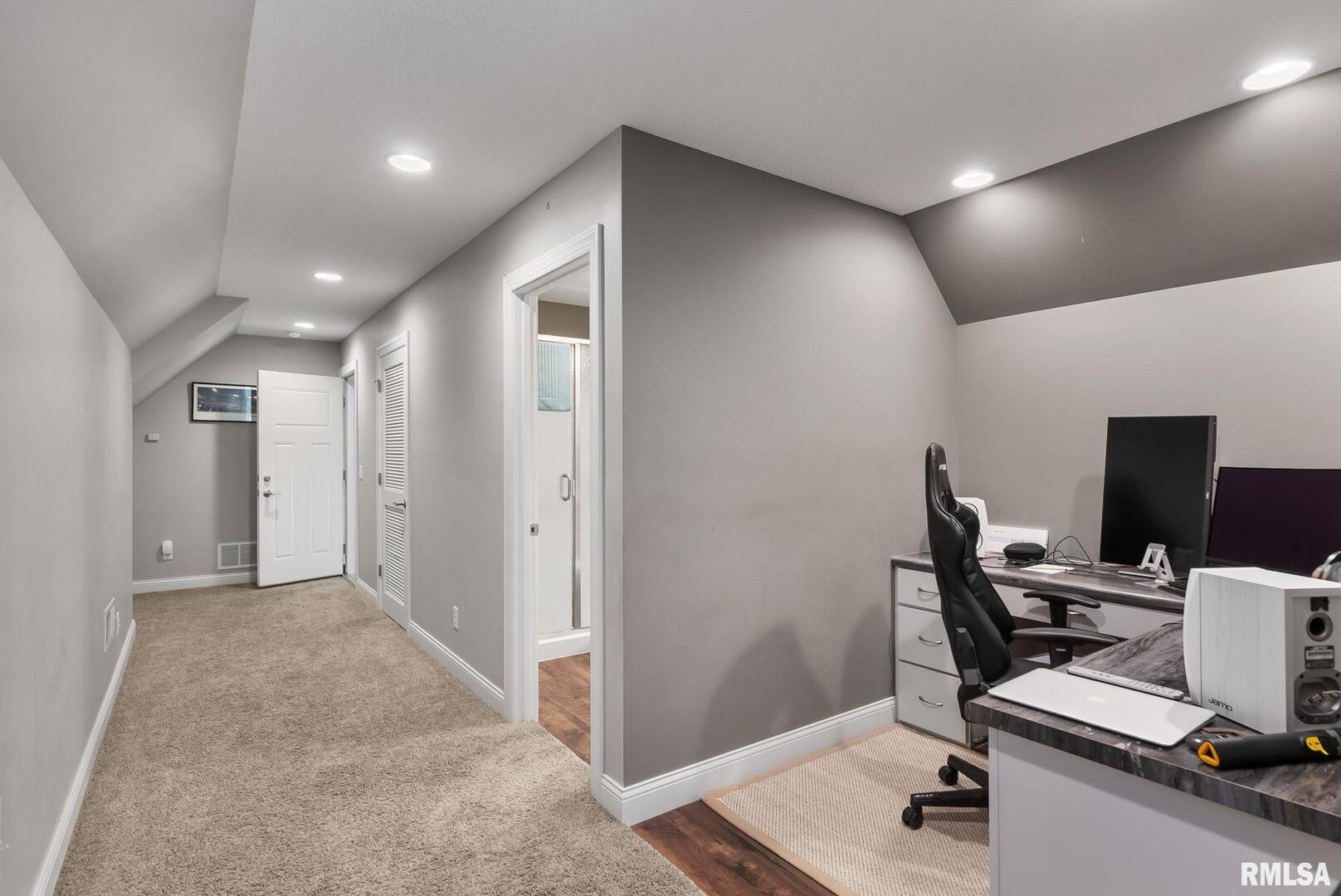6822 SUMMERFIELD Drive