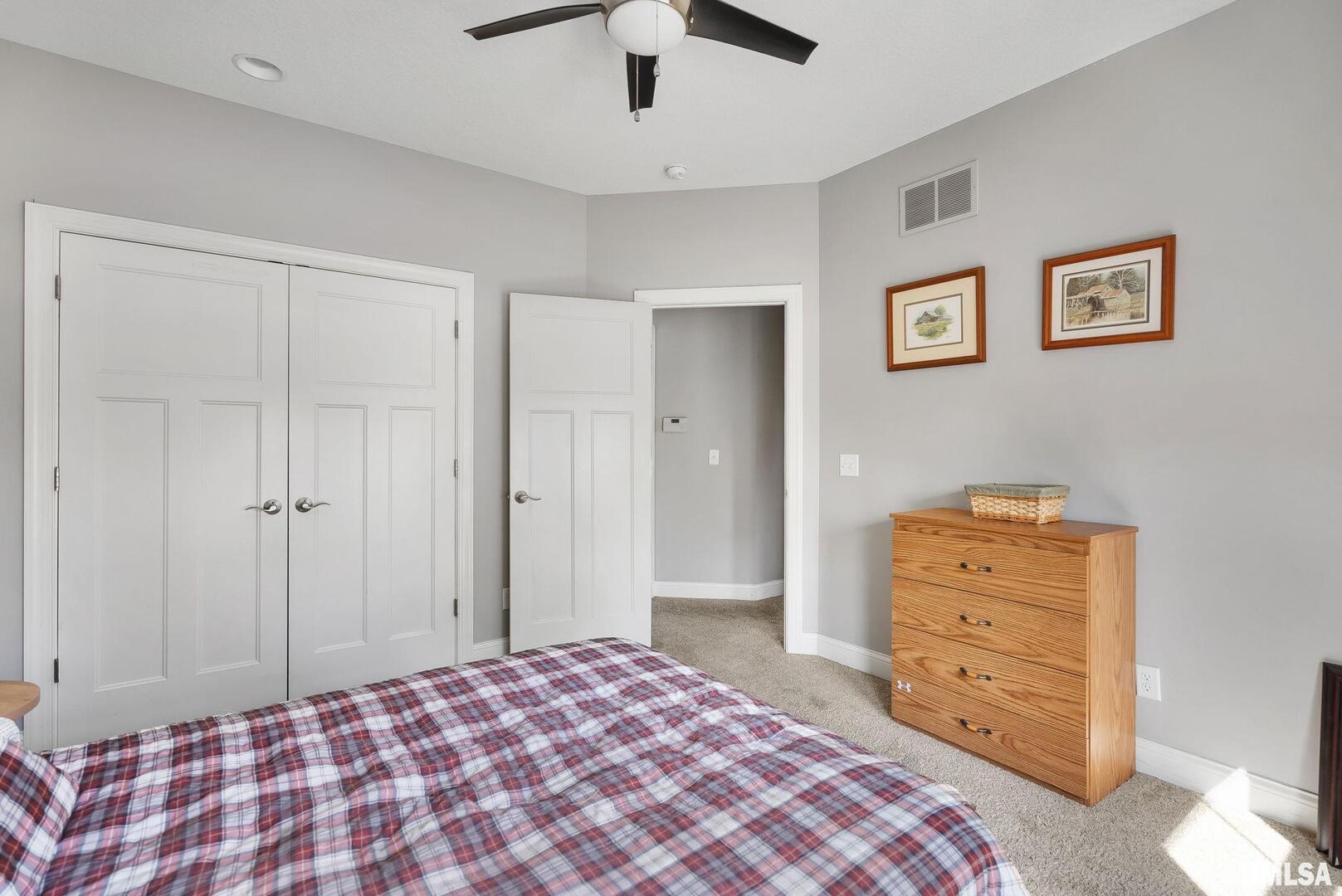 6822 SUMMERFIELD Drive