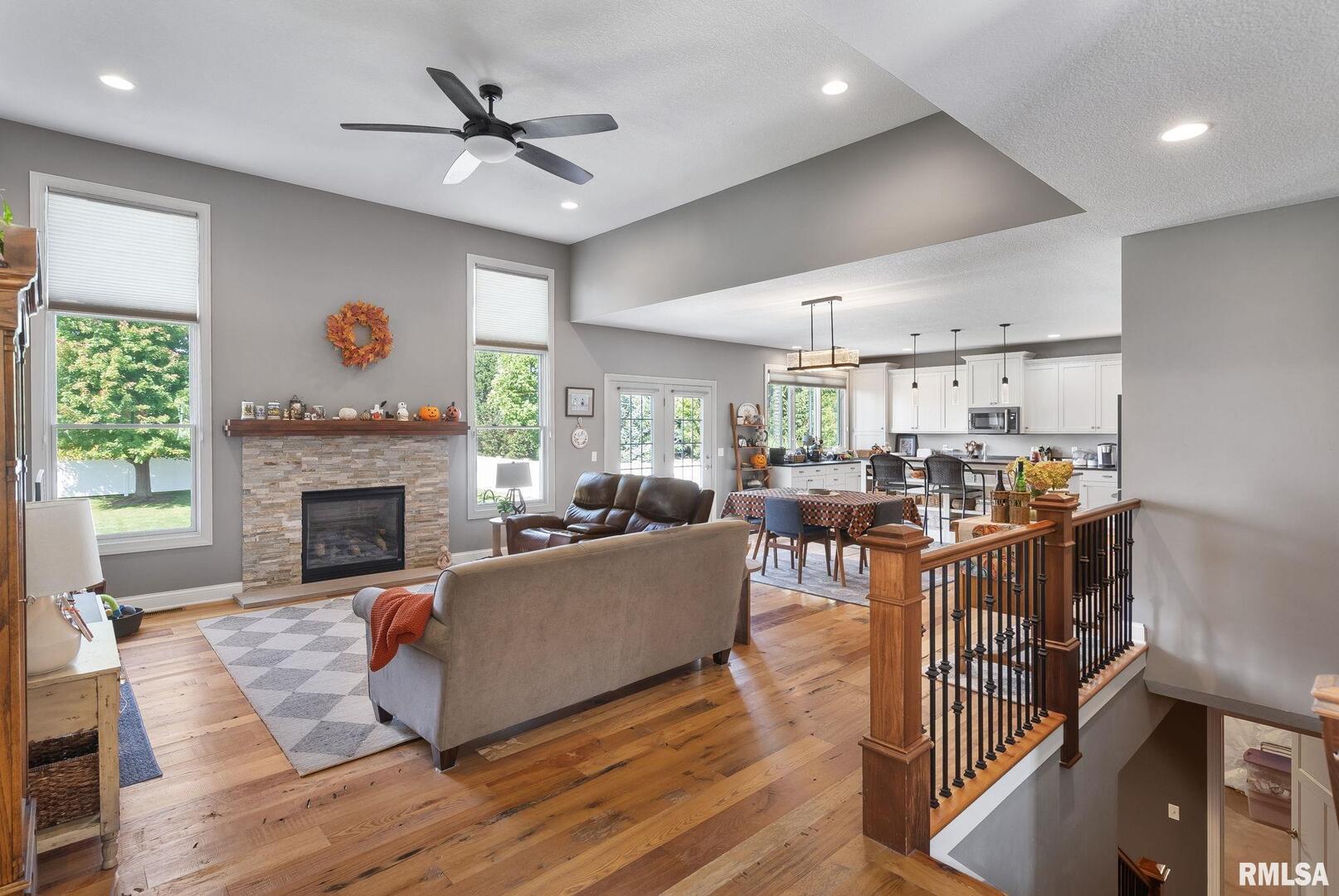 6822 SUMMERFIELD Drive