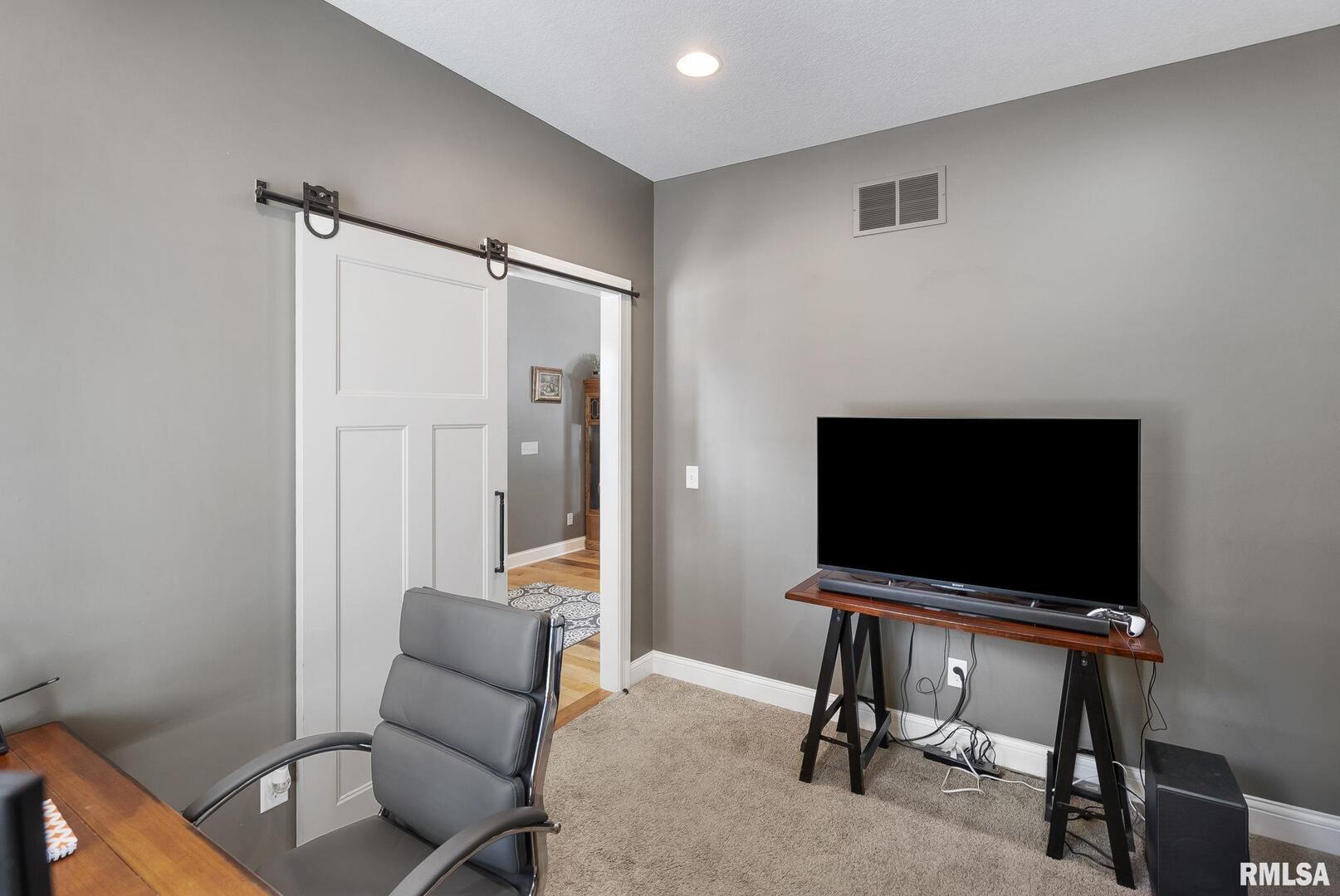 6822 SUMMERFIELD Drive