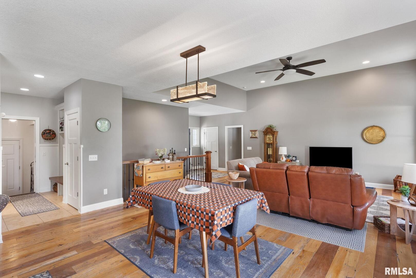 6822 SUMMERFIELD Drive