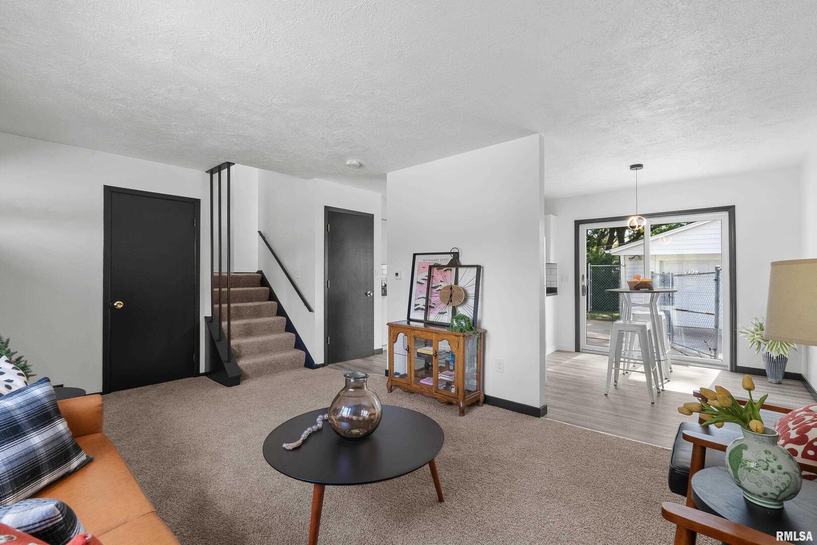1101 HAWTHORNE Drive