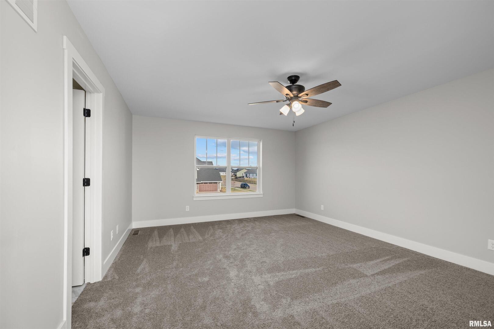 7146 GROVE Crossing