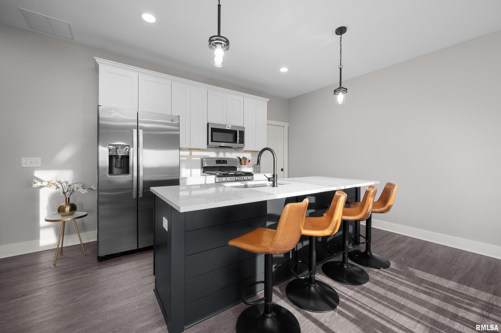 7146 GROVE Crossing